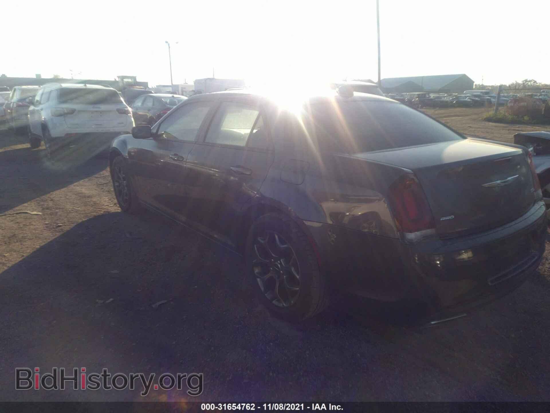 2016 CHRYSLER 300 - VIN: 2C3CCAGG3GH191419 - Фото 3
