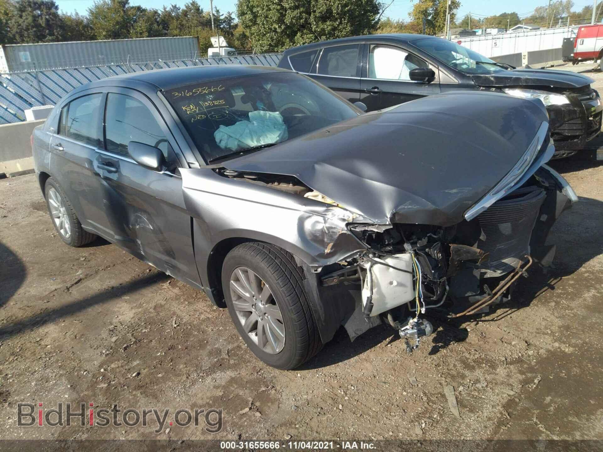 Photo 1C3CCBBB4DN539250 - CHRYSLER 200 2013