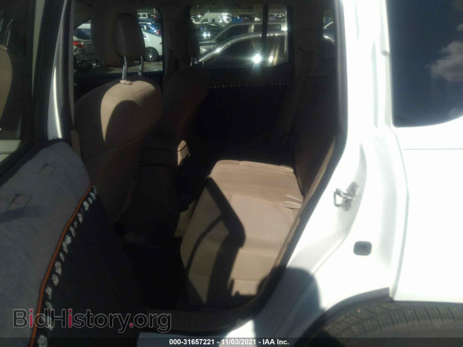 2011 JEEP COMPASS - VIN: 1J4NT1FB1BD246458 - Фото 8