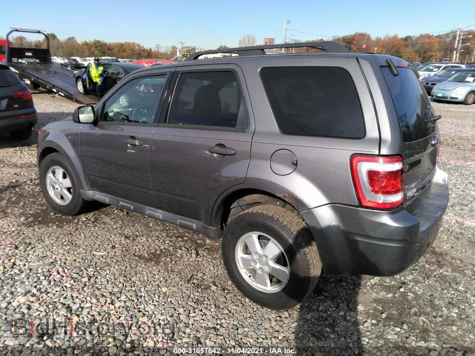2011 FORD ESCAPE - VIN: 1FMCU9DG7BKC59214 - Фото 3