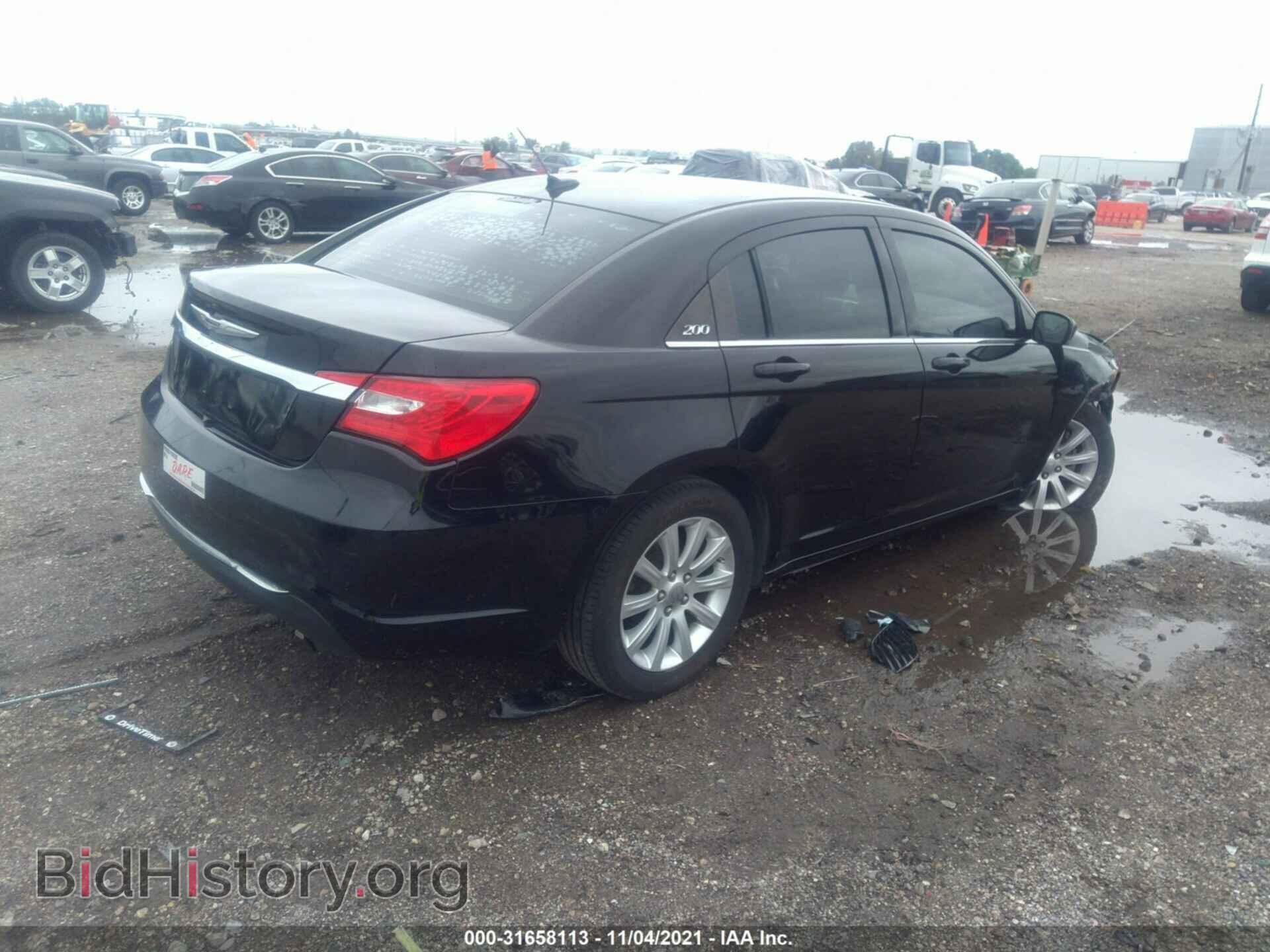 2013 CHRYSLER 200 - VIN: 1C3CCBBB2DN654851 - Фото 4