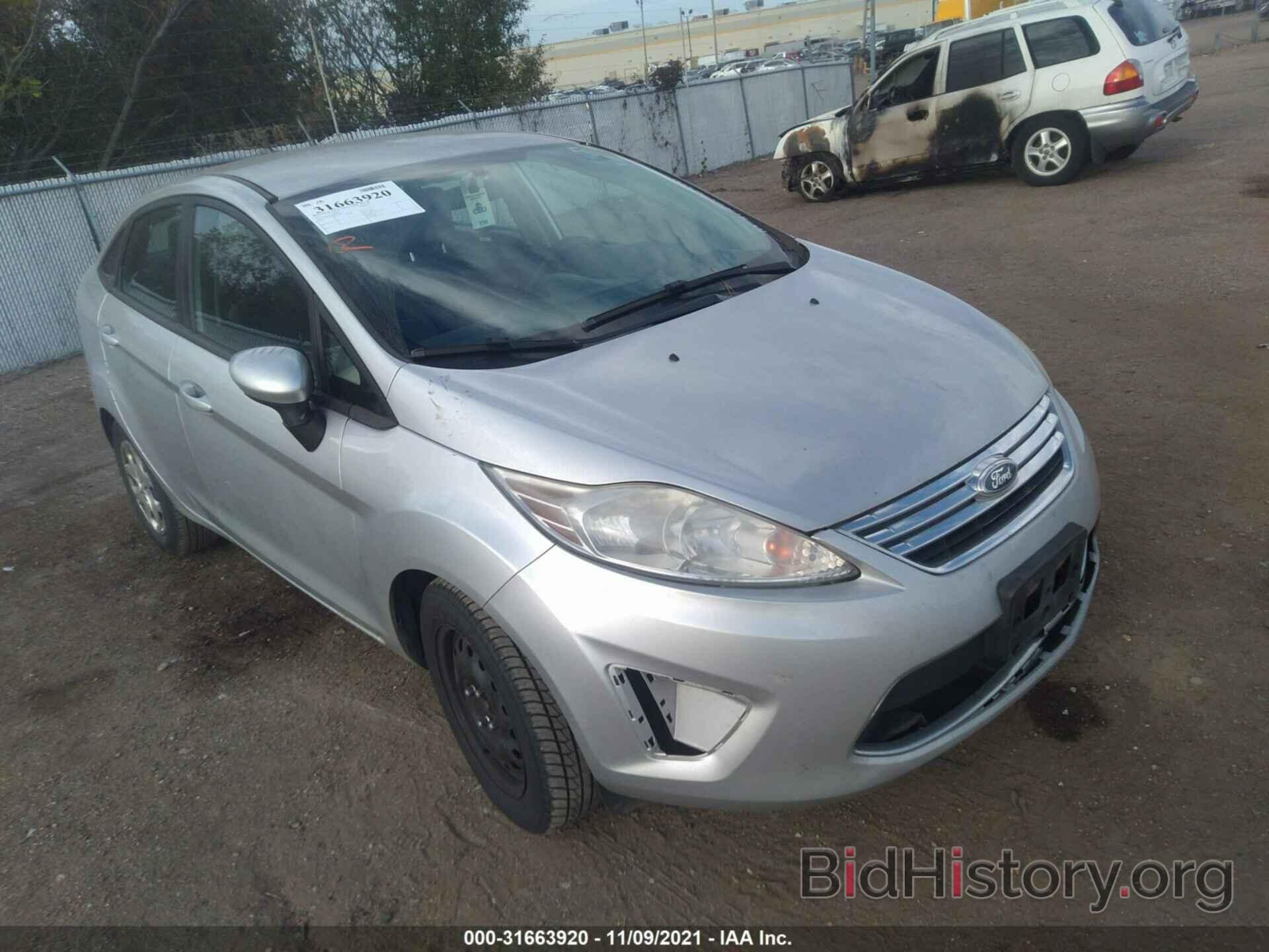 Photo 3FADP4BJ5BM226177 - FORD FIESTA 2011