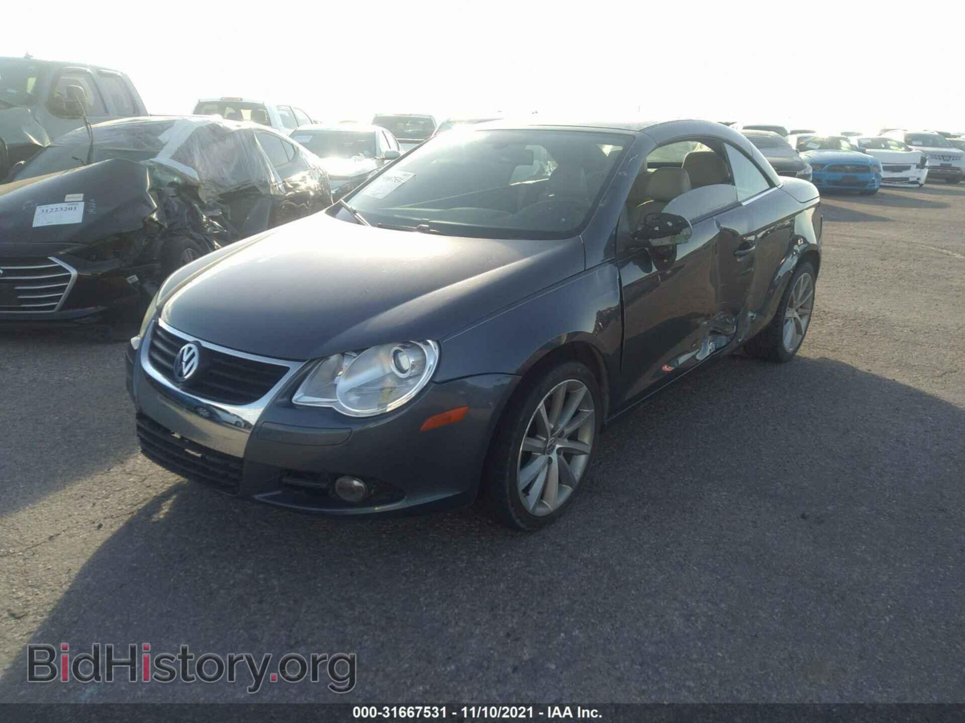 2007 VOLKSWAGEN EOS - VIN: WVWDA71F87V042861 - Фото 2
