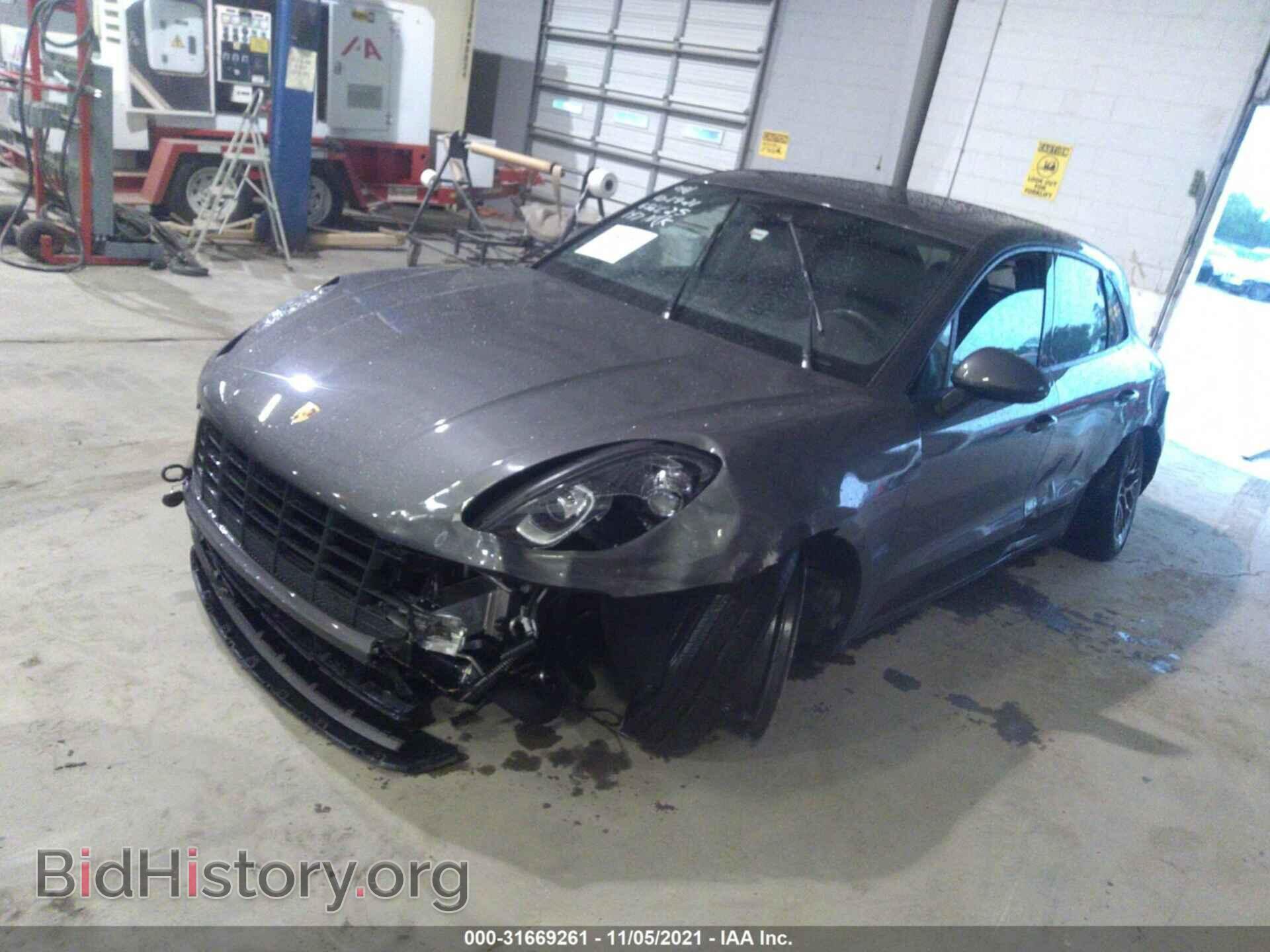 2018 PORSCHE MACAN - VIN: WP1AA2A57JLB14051 - Photo 2