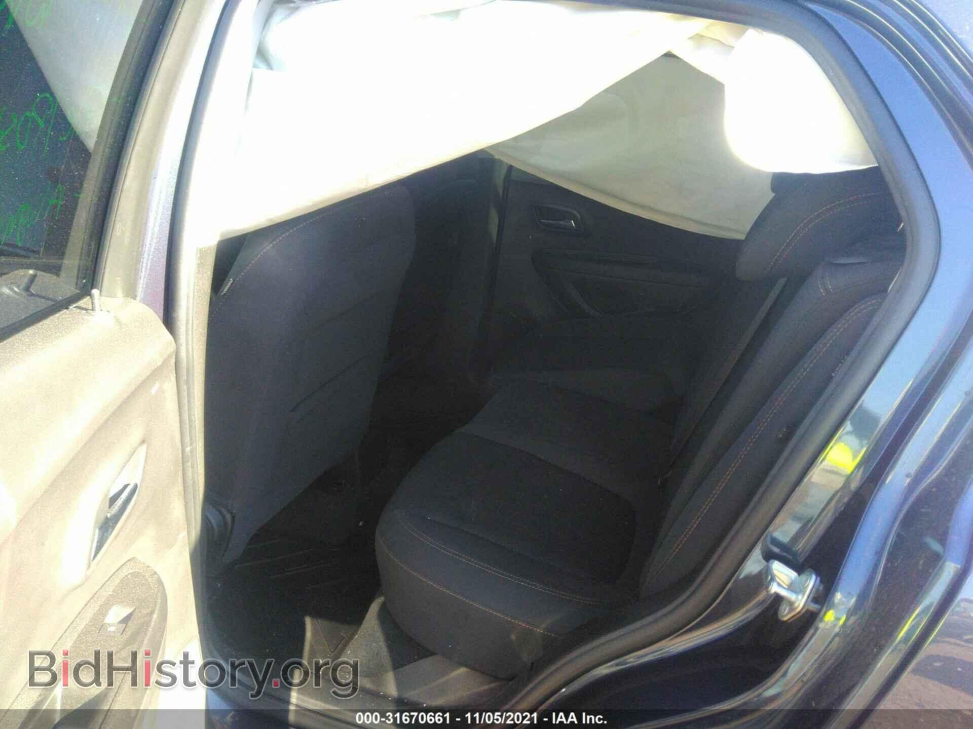 2019 CHEVROLET TRAX - VIN: 3GNCJKSB8KL110991 - Фото 8