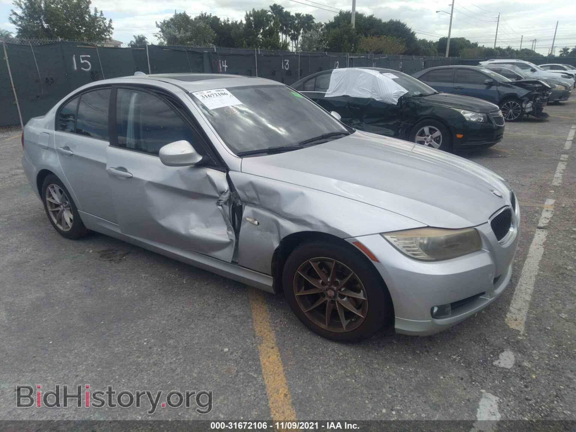 Фотография WBAPH7C55AE129716 - BMW 3 SERIES 2010
