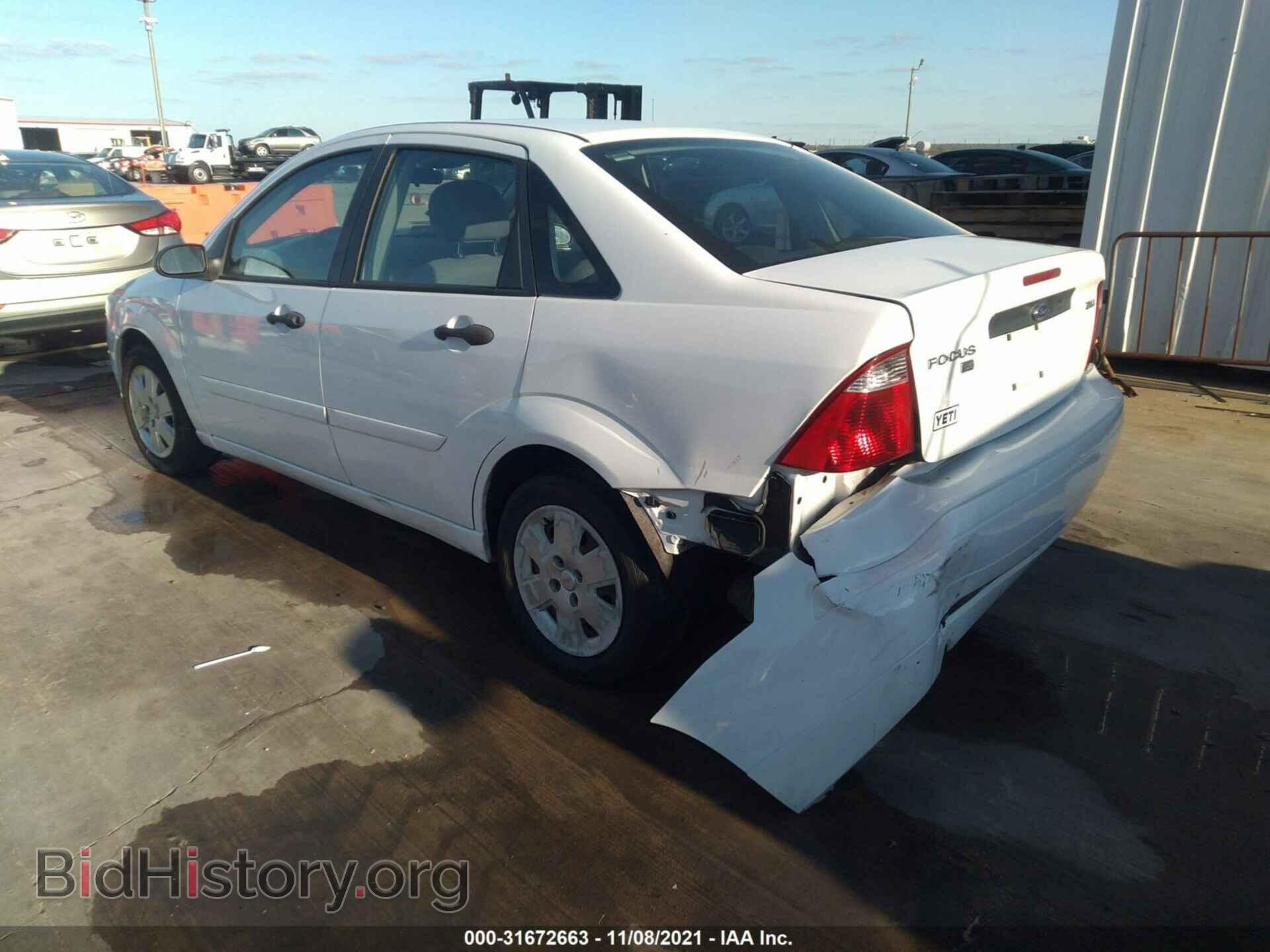 2006 FORD FOCUS - VIN: 1FAFP34N16W193641 - Фото 3