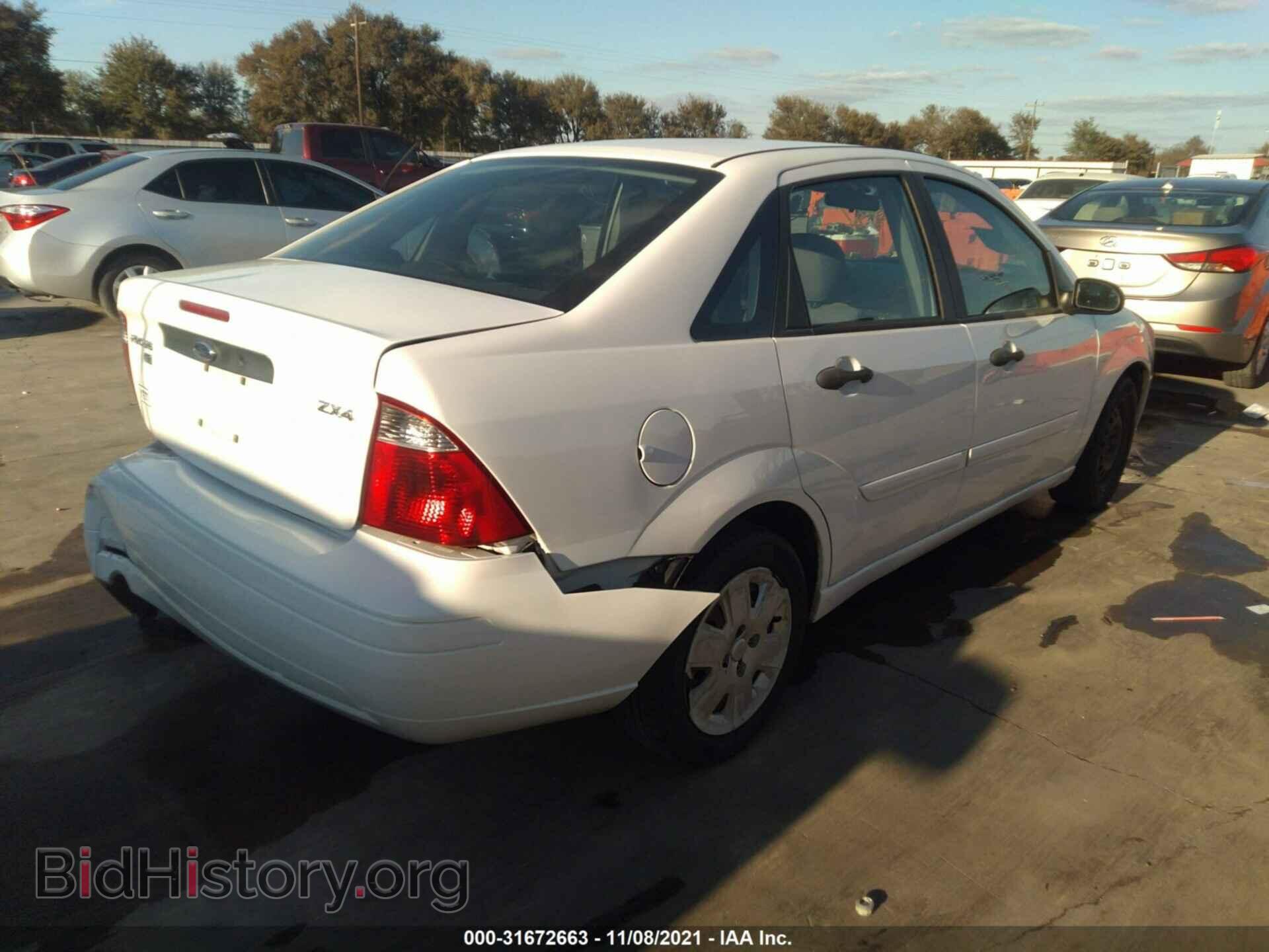 2006 FORD FOCUS - VIN: 1FAFP34N16W193641 - Фото 4