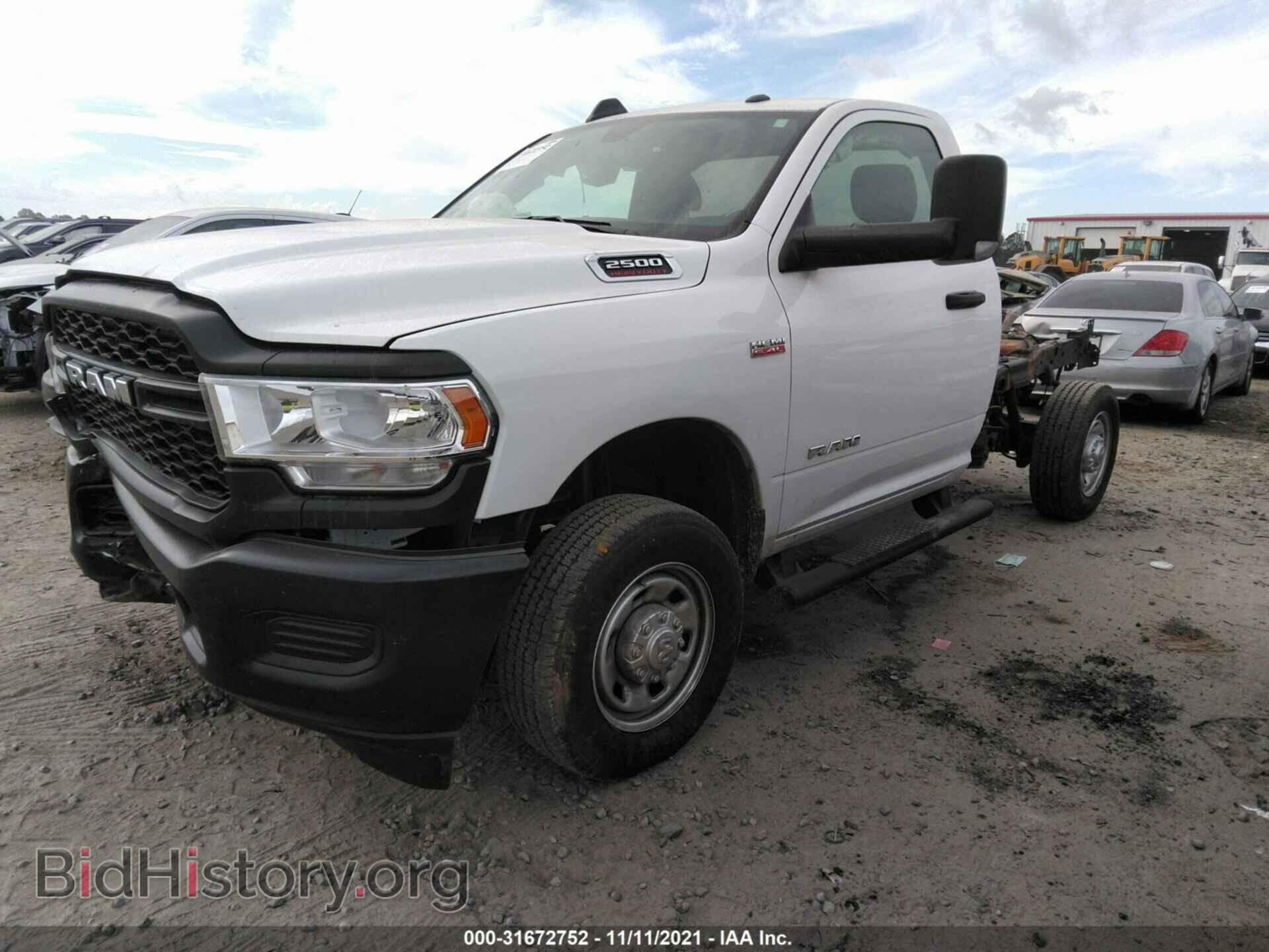 2021 RAM 2500 - VIN: 3C6MR5AJ7MG607775 - Фото 2
