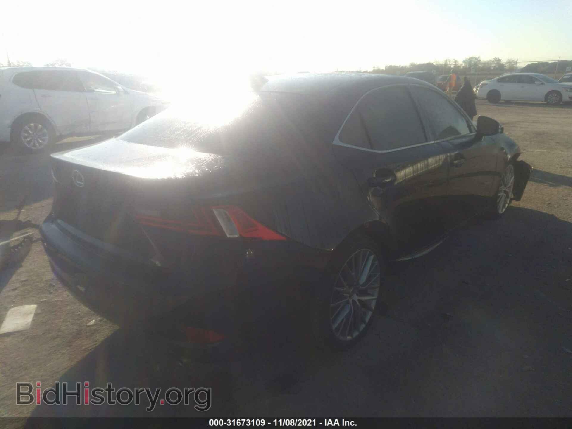 2015 LEXUS IS 250 - VIN: JTHBF1D24F5071060 - Фото 4