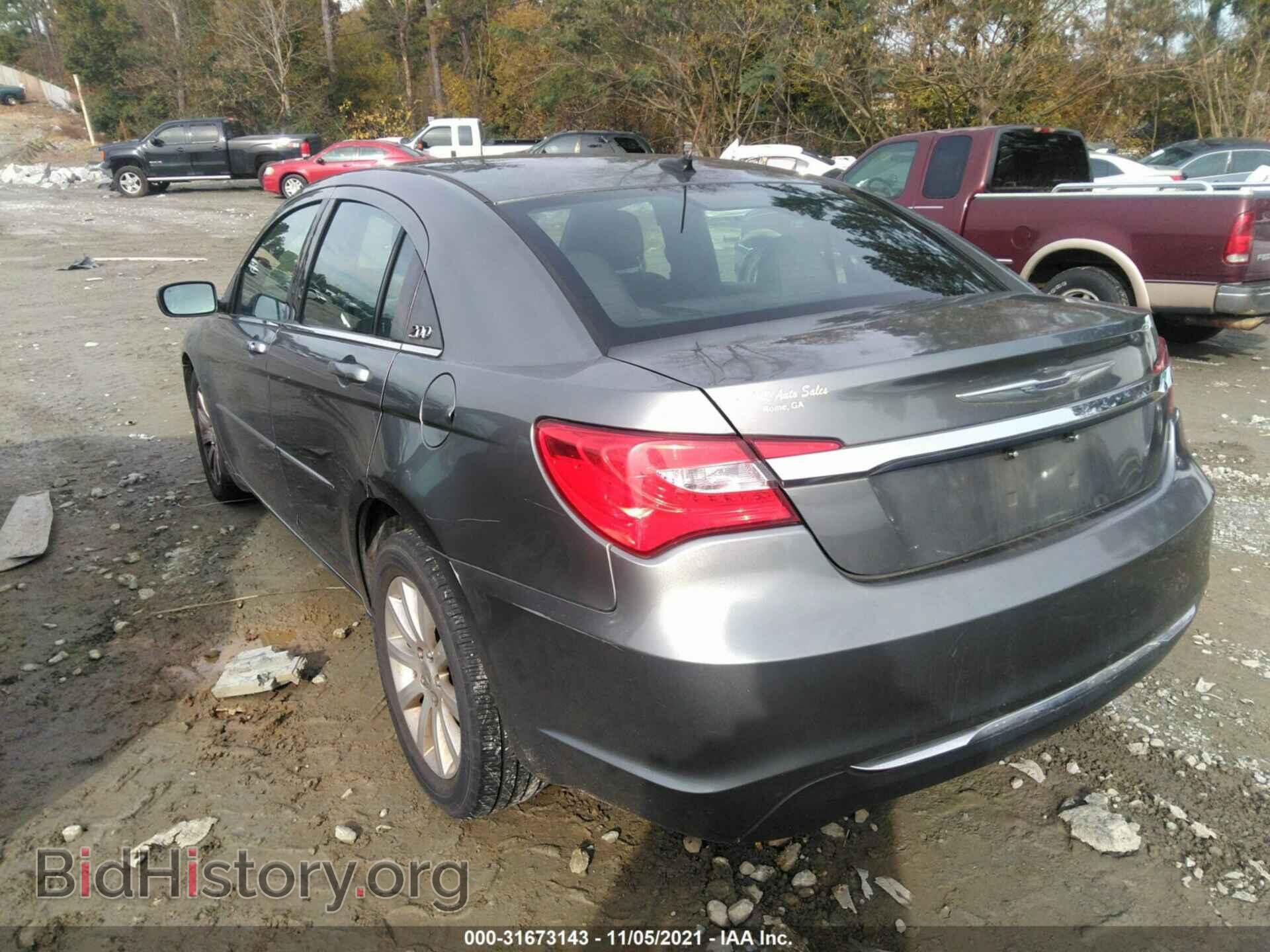 2013 CHRYSLER 200 - VIN: 1C3CCBBB2DN666112 - Фото 3