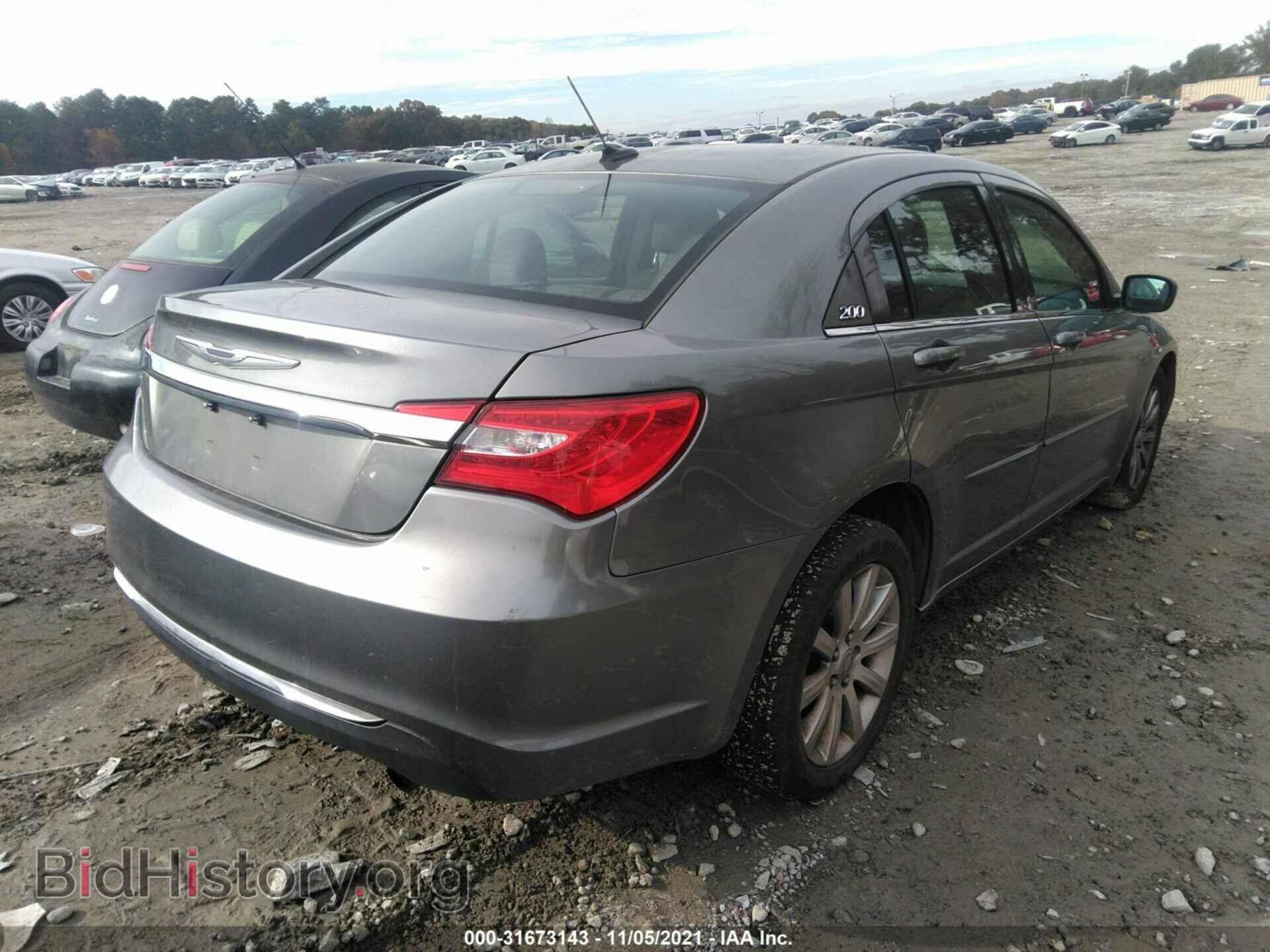2013 CHRYSLER 200 - VIN: 1C3CCBBB2DN666112 - Фото 4