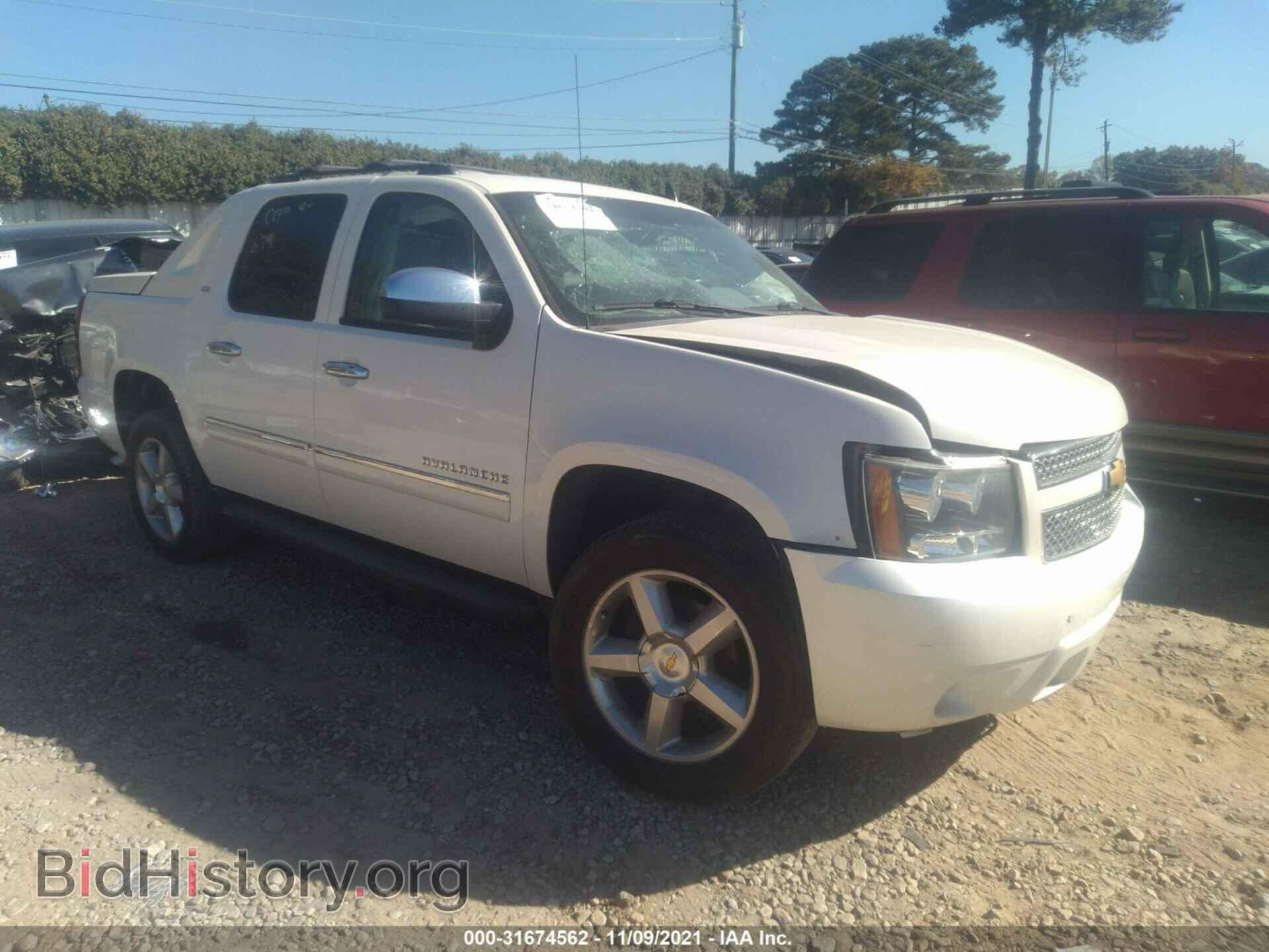 Photo 3GNMCGE06CG238744 - CHEVROLET AVALANCHE 2012