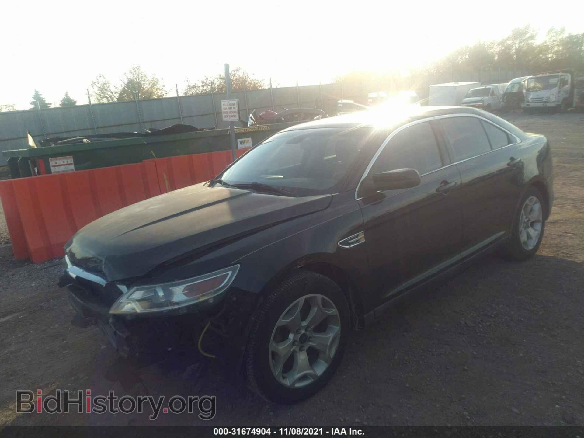 2010 FORD TAURUS - VIN: 1FAHP2EW9AG164854 - Фото 2