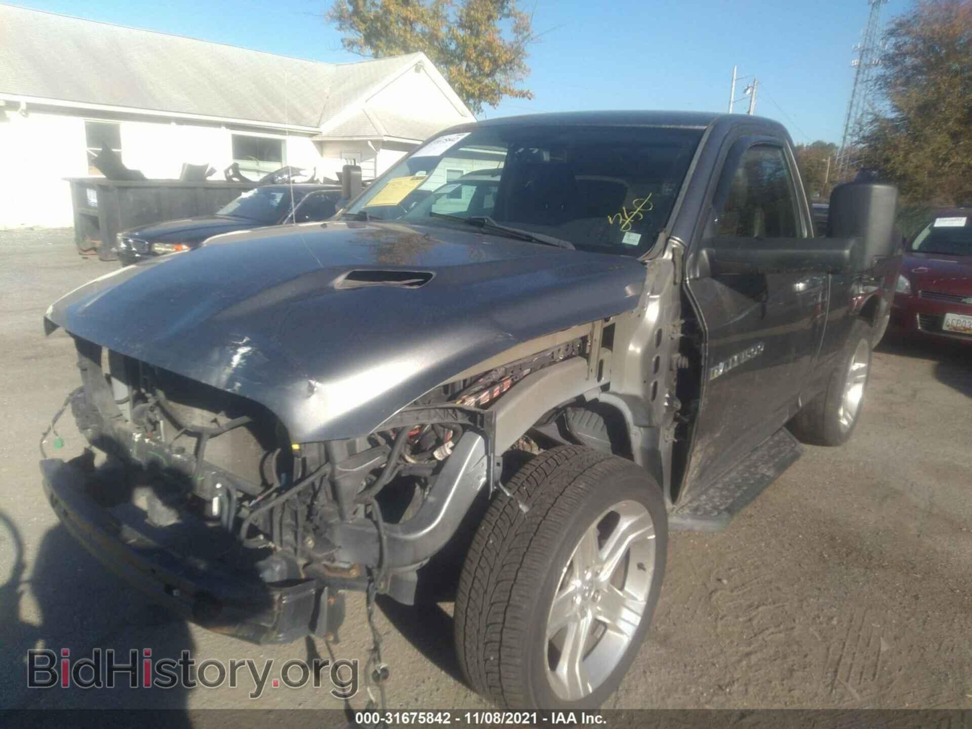 2011 RAM 1500 - VIN: 3D7JB1ET8BG614452 - Photo 2