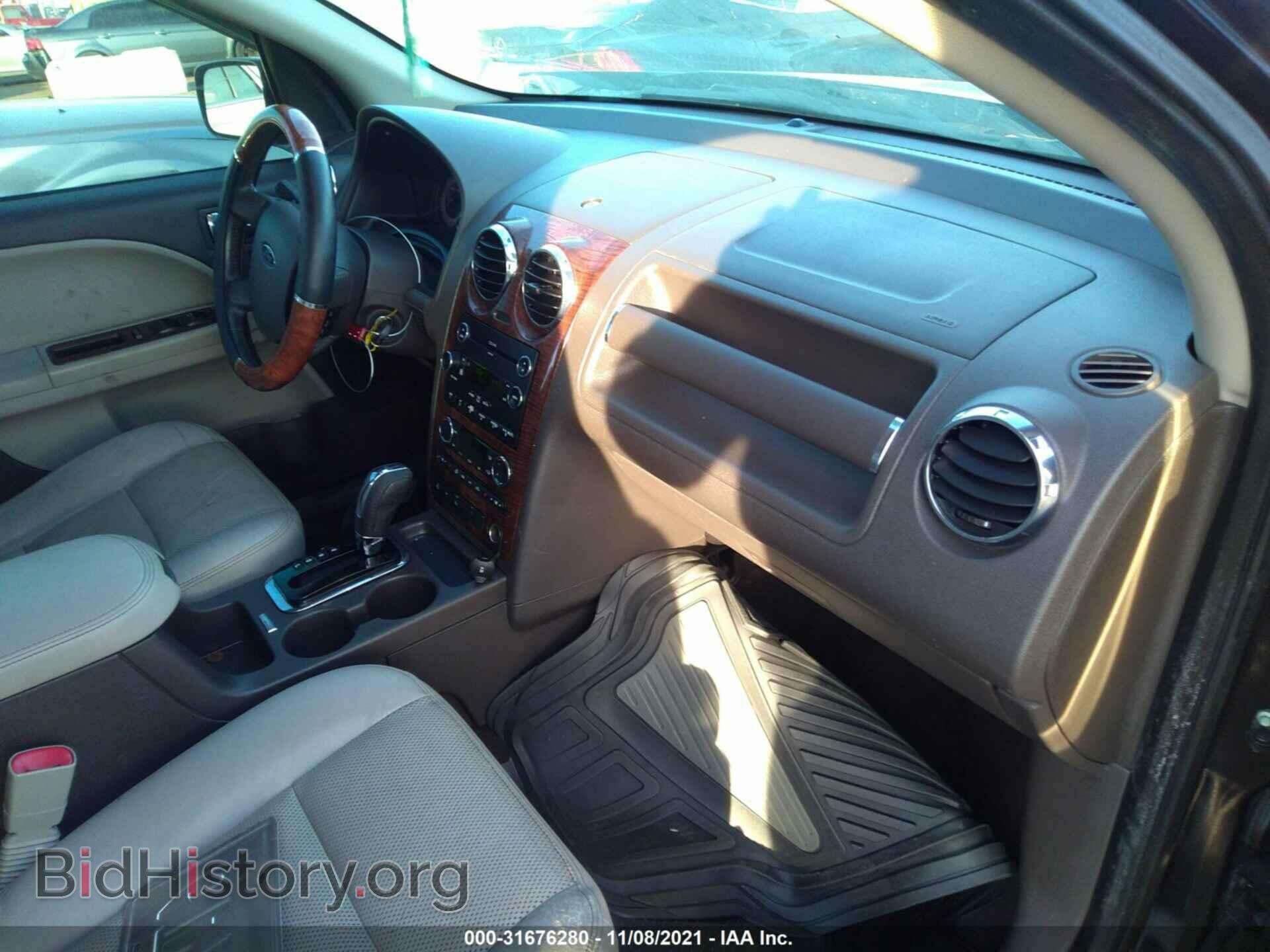 2009 FORD TAURUS X - VIN: 1FMDK06W79GA05364 - Фото 5