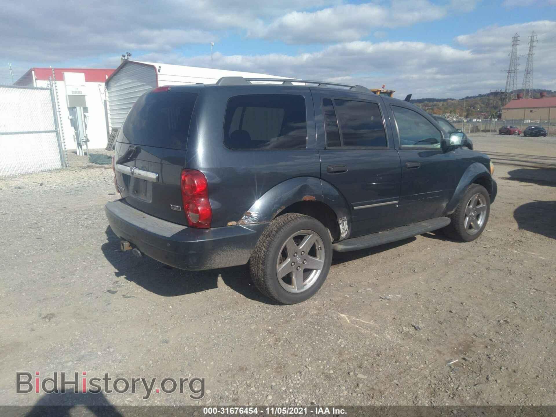 2007 DODGE DURANGO - VIN: 1D8HB582X7F518867 - Photo 4