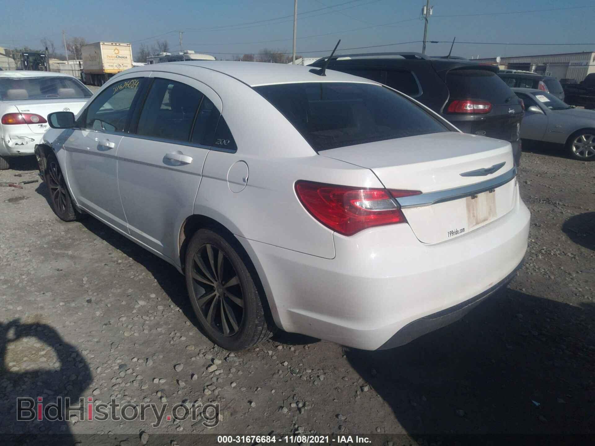 2013 CHRYSLER 200 - VIN: 1C3CCBBB6DN546474 - Фото 3