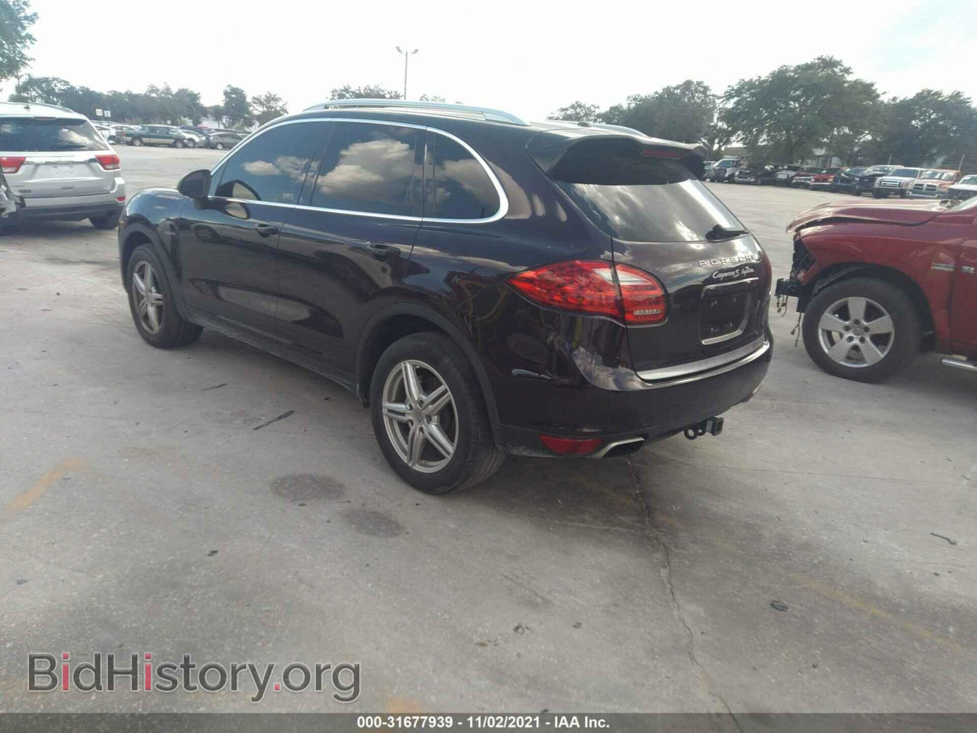 2012 PORSCHE CAYENNE - VIN: WP1AE2A2XCLA90616 - Фото 3