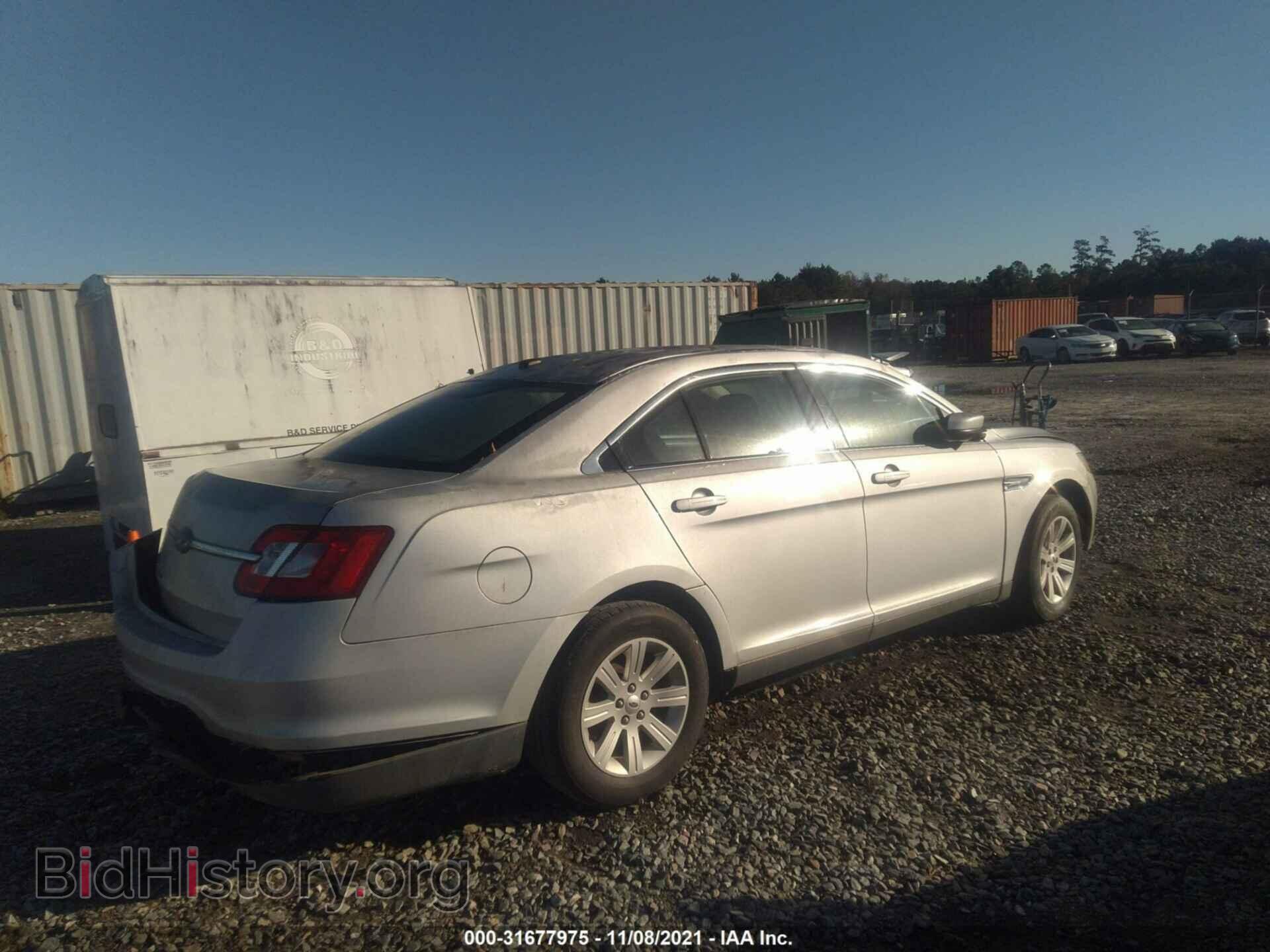 2011 FORD TAURUS - VIN: 1FAHP2DW5BG146306 - Фото 4