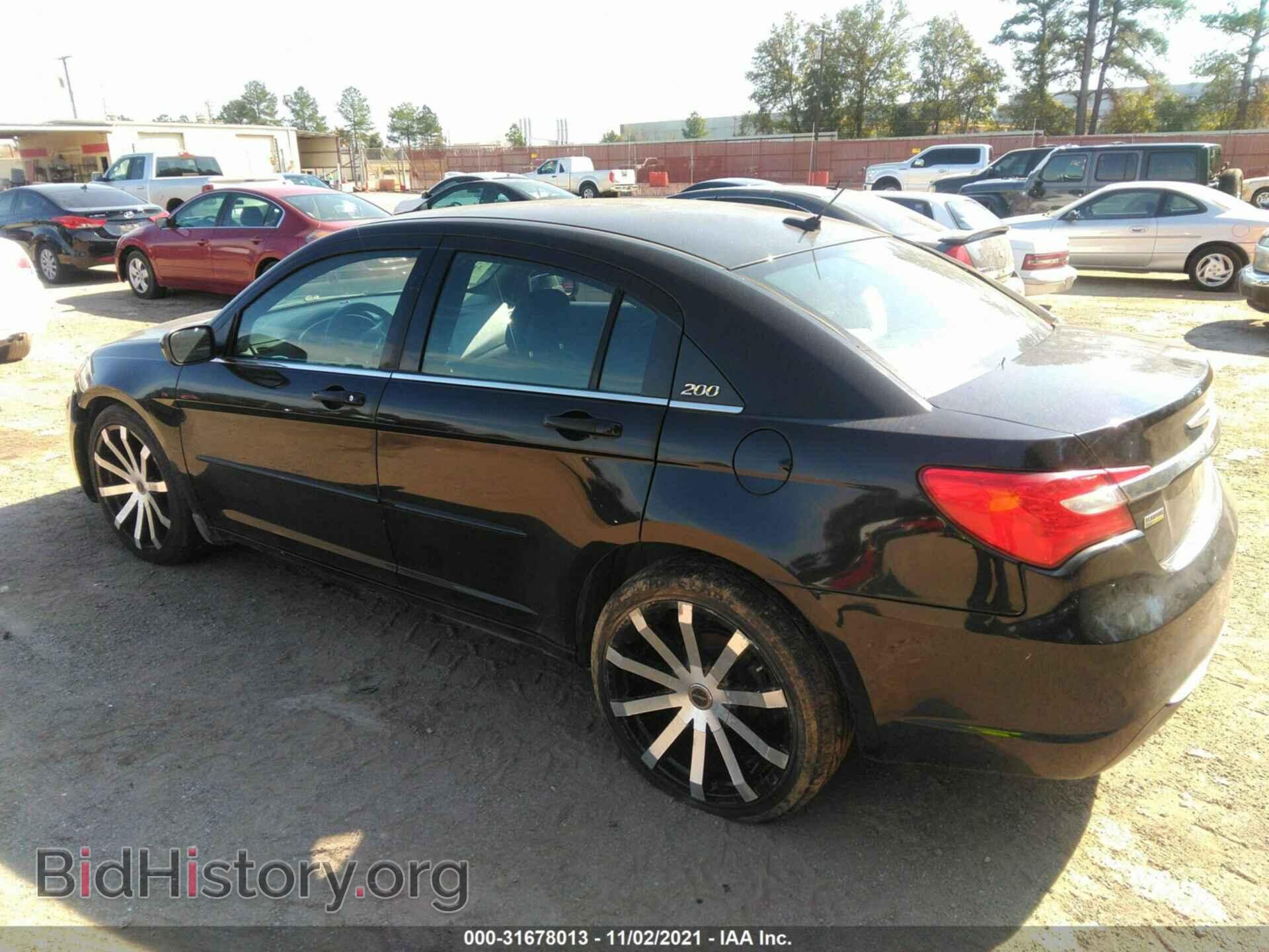 2012 CHRYSLER 200 - VIN: 1C3CCBBG1CN316545 - Фото 3