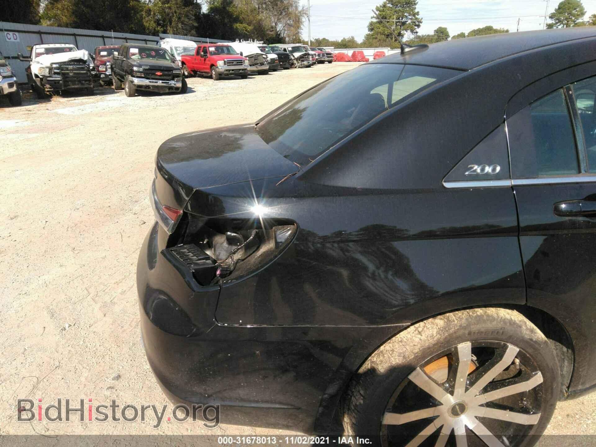 2012 CHRYSLER 200 - VIN: 1C3CCBBG1CN316545 - Фото 6