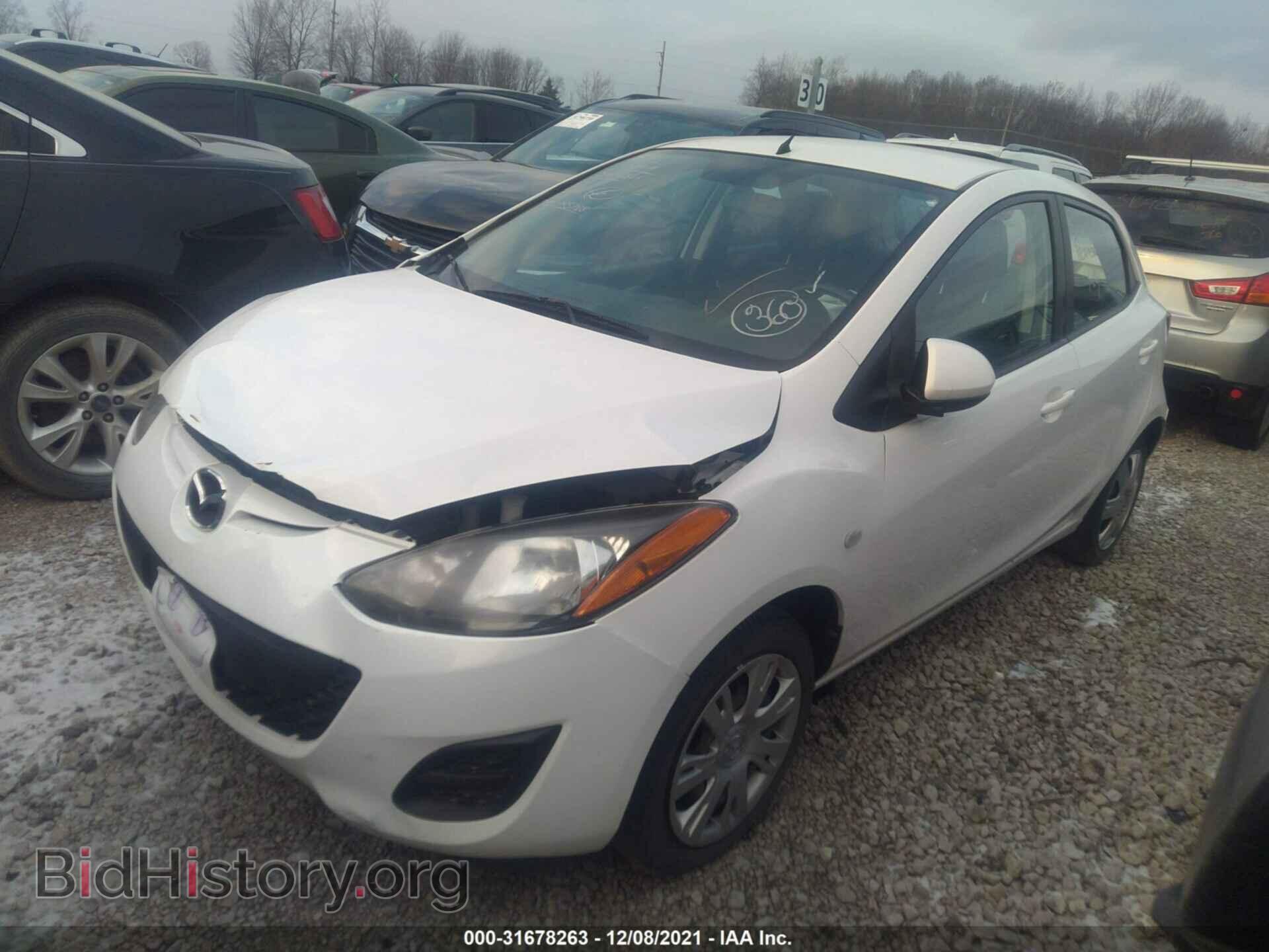 2014 MAZDA MAZDA2 - VIN: JM1DE1KZ0E0182813 - Фото 2