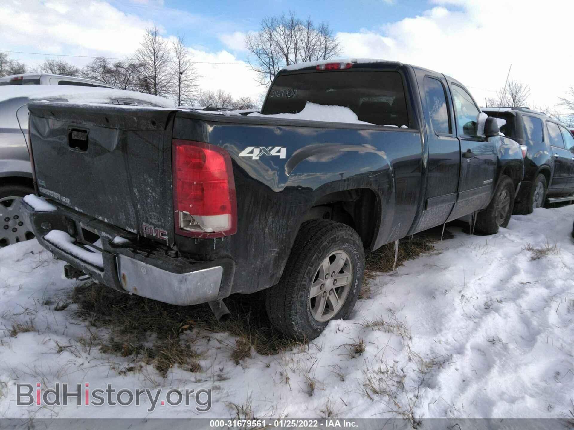 2011 GMC SIERRA 1500 - VIN: 1GTR2VE36BZ231291 - Фото 4
