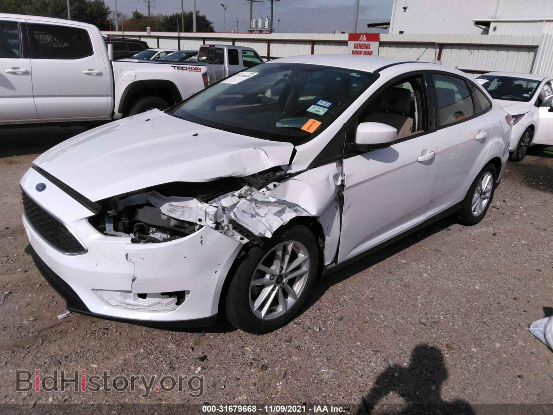 2018 FORD FOCUS - VIN: 1FADP3F22JL279805 - Фото 2