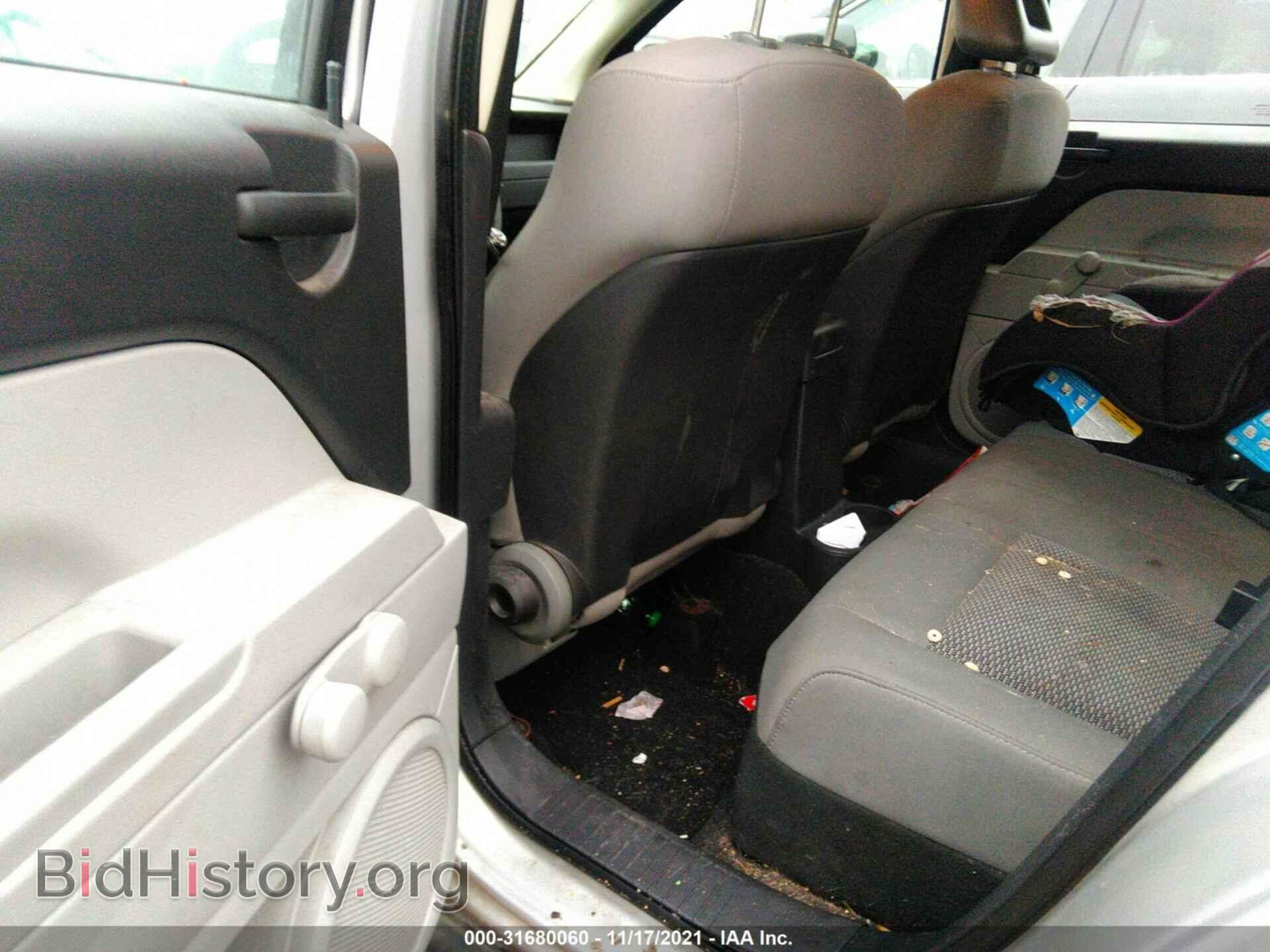 2007 JEEP COMPASS - VIN: 1J8FF47W97D217133 - Фото 8