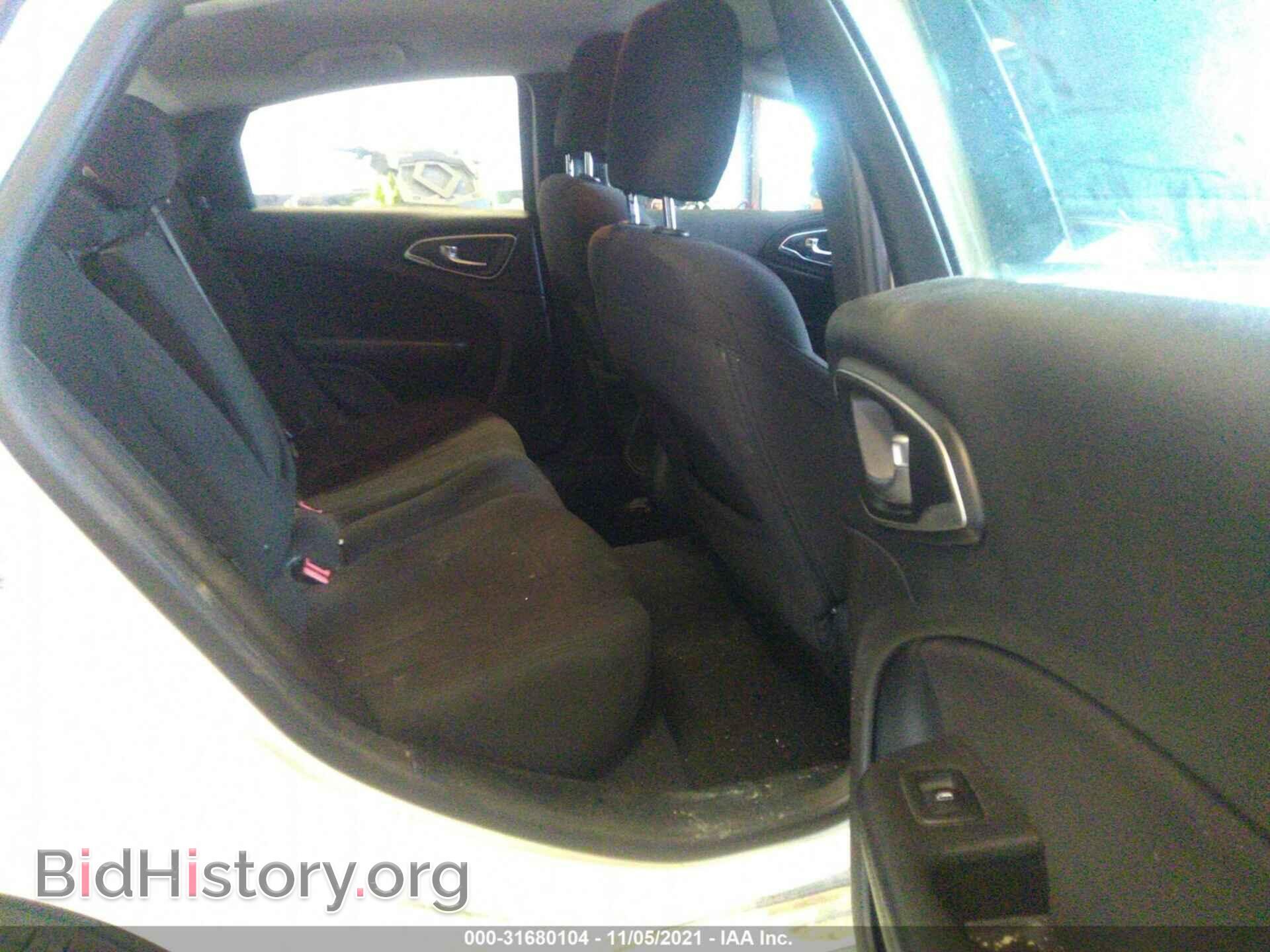 2015 CHRYSLER 200 - VIN: 1C3CCCAB4FN658653 - Photo 8