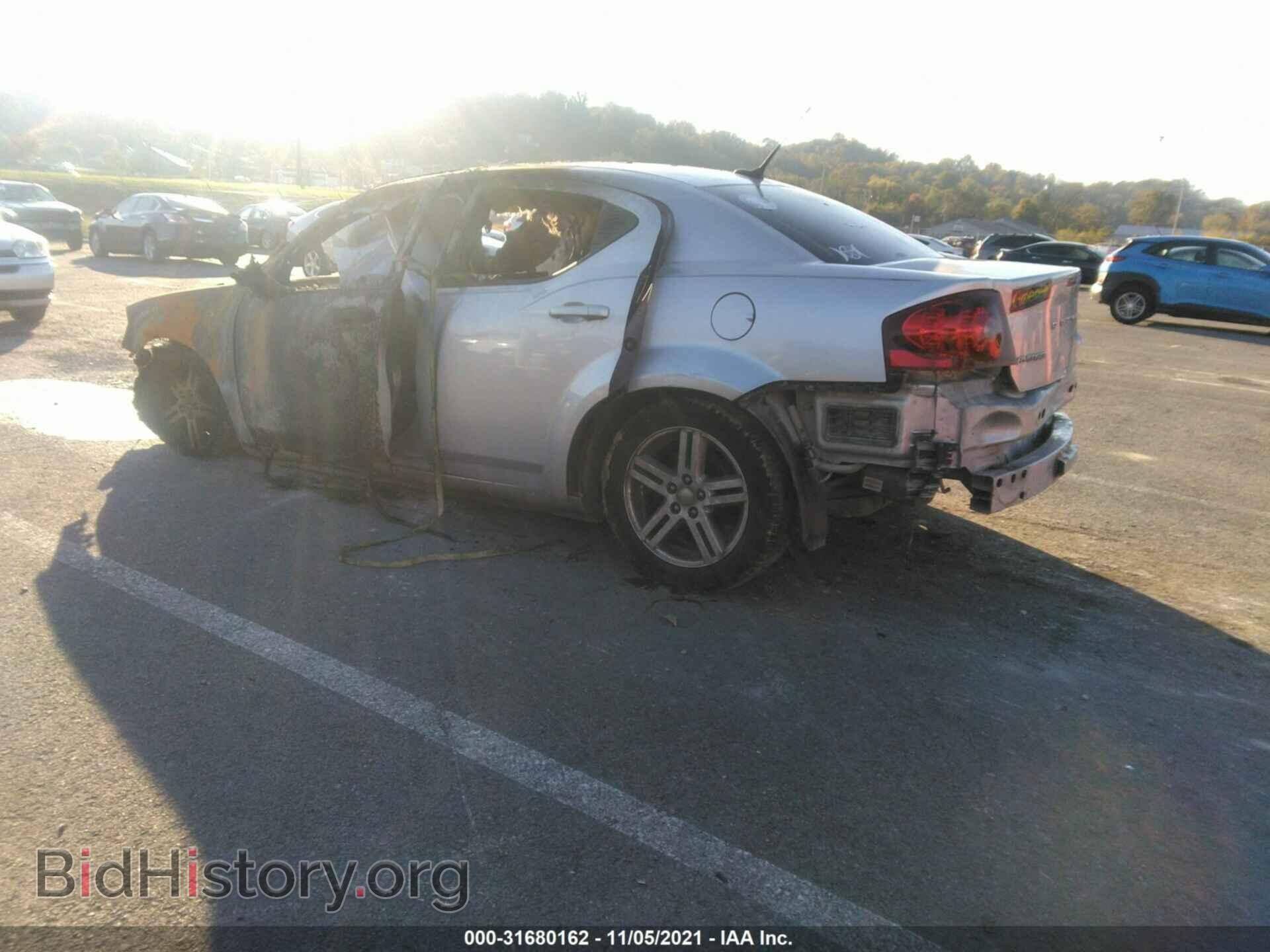 2011 DODGE AVENGER - VIN: 1B3BD1FB7BN501843 - Фото 3