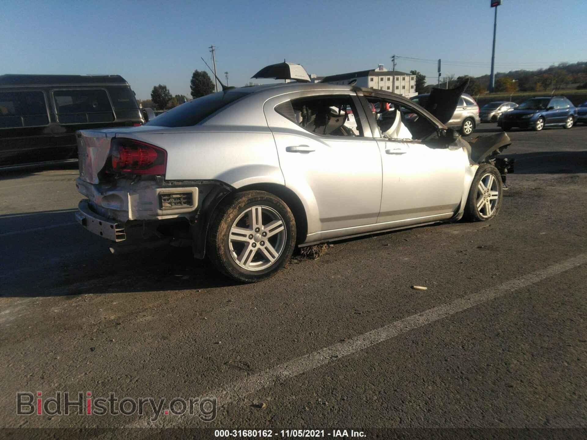 2011 DODGE AVENGER - VIN: 1B3BD1FB7BN501843 - Фото 4
