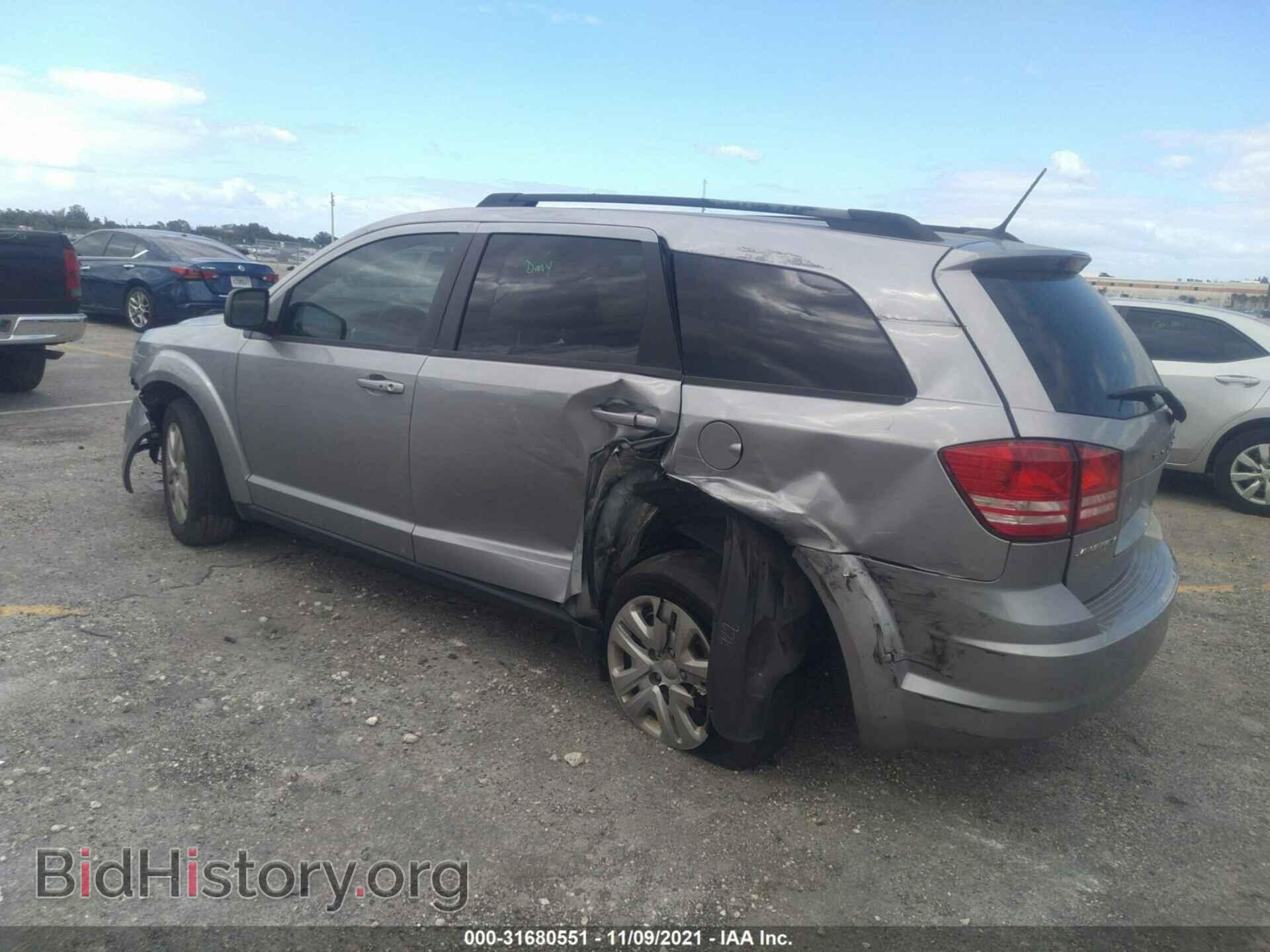 2017 DODGE JOURNEY - VIN: 3C4PDCAB7HT637888 - Фото 3