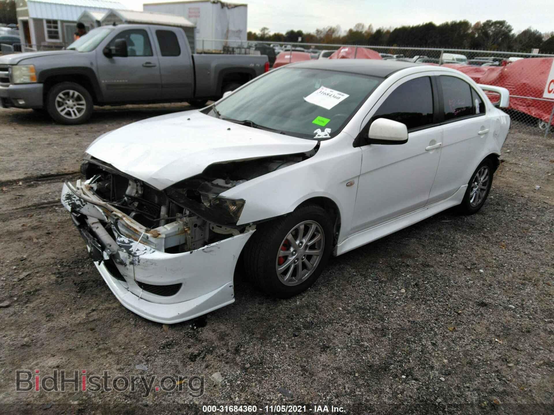 2011 MITSUBISHI LANCER - VIN: JA32U2FU5BU045755 - Фото 2