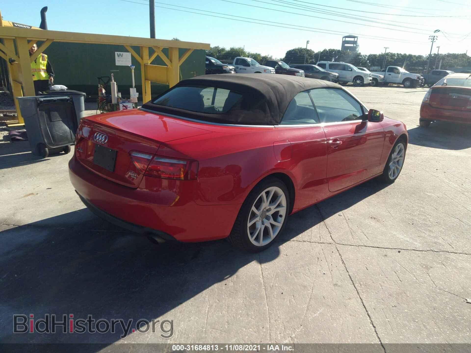 2011 AUDI A5 - VIN: WAUCFAFH7BN017668 - Фото 4