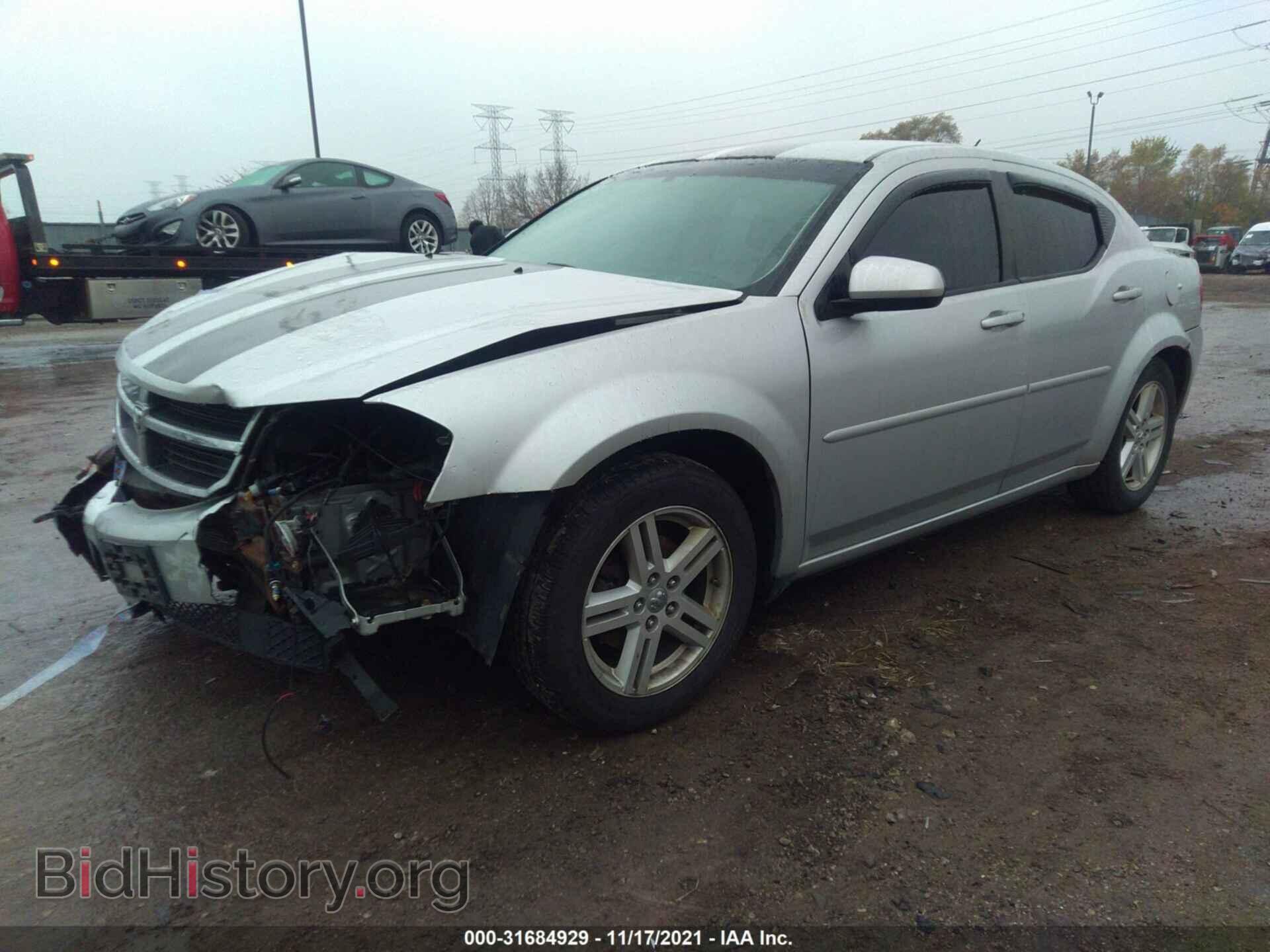 2010 DODGE AVENGER - VIN: 1B3CC5FB2AN215962 - Photo 2