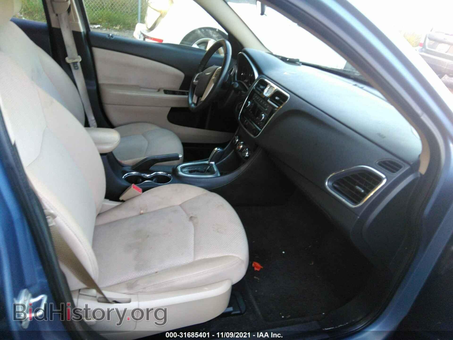 2011 CHRYSLER 200 - VIN: 1C3BC1FB8BN604419 - Фото 5