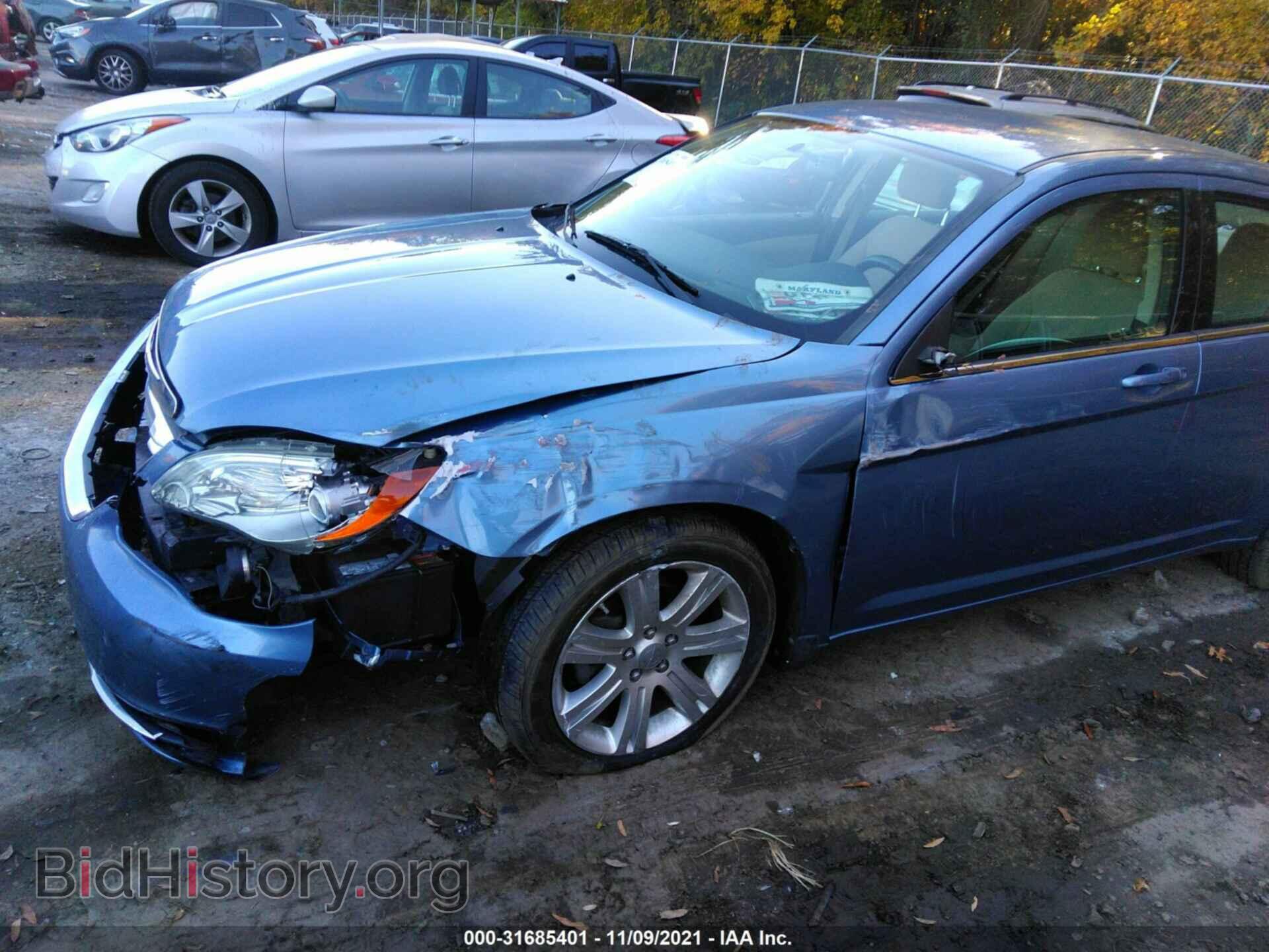 2011 CHRYSLER 200 - VIN: 1C3BC1FB8BN604419 - Фото 6