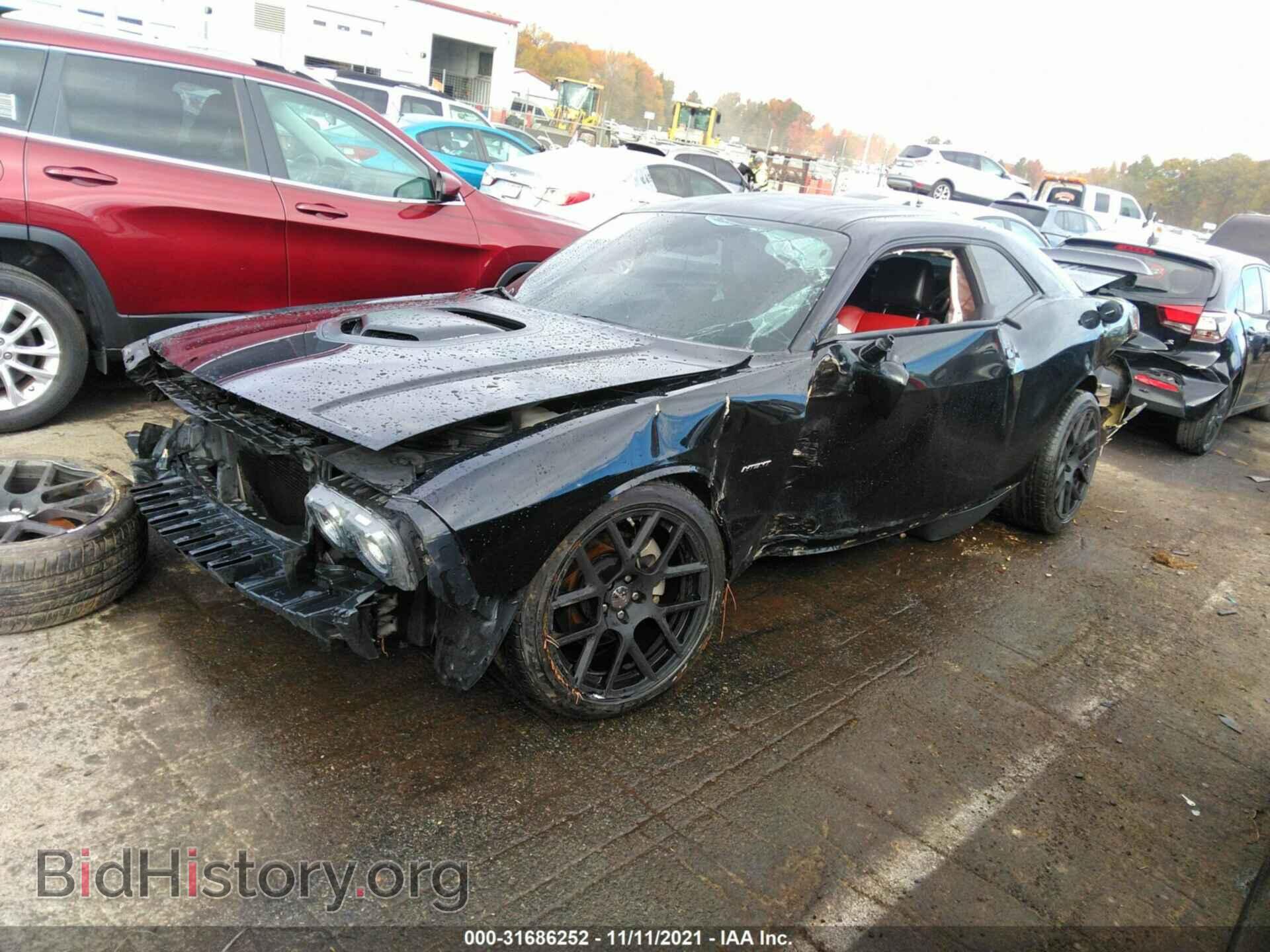 2015 DODGE CHALLENGER - VIN: 2C3CDZBTXFH873468 - Фото 2