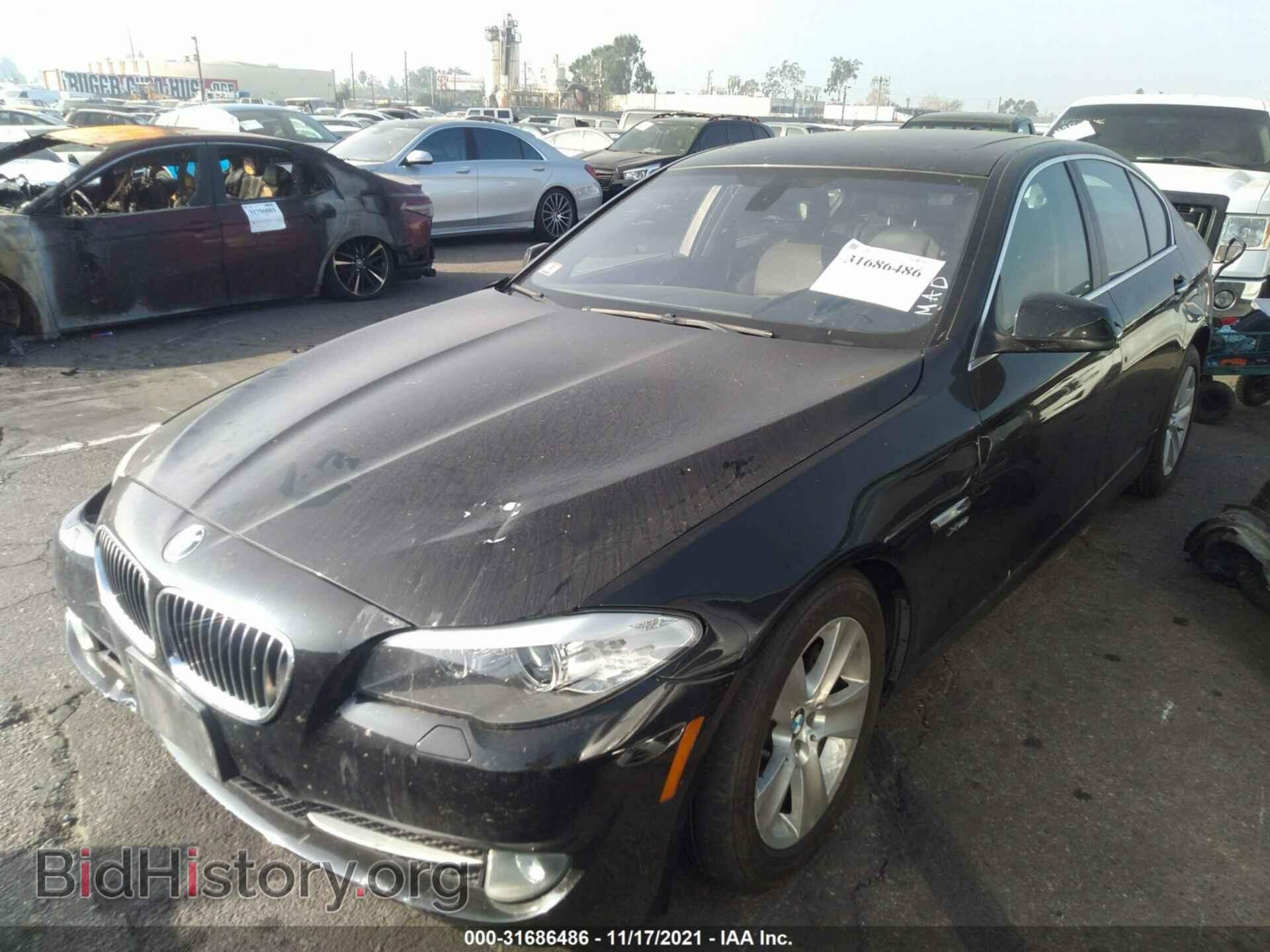 2012 BMW 5 SERIES - VIN: WBAXH5C59CDW02448 - Фото 2