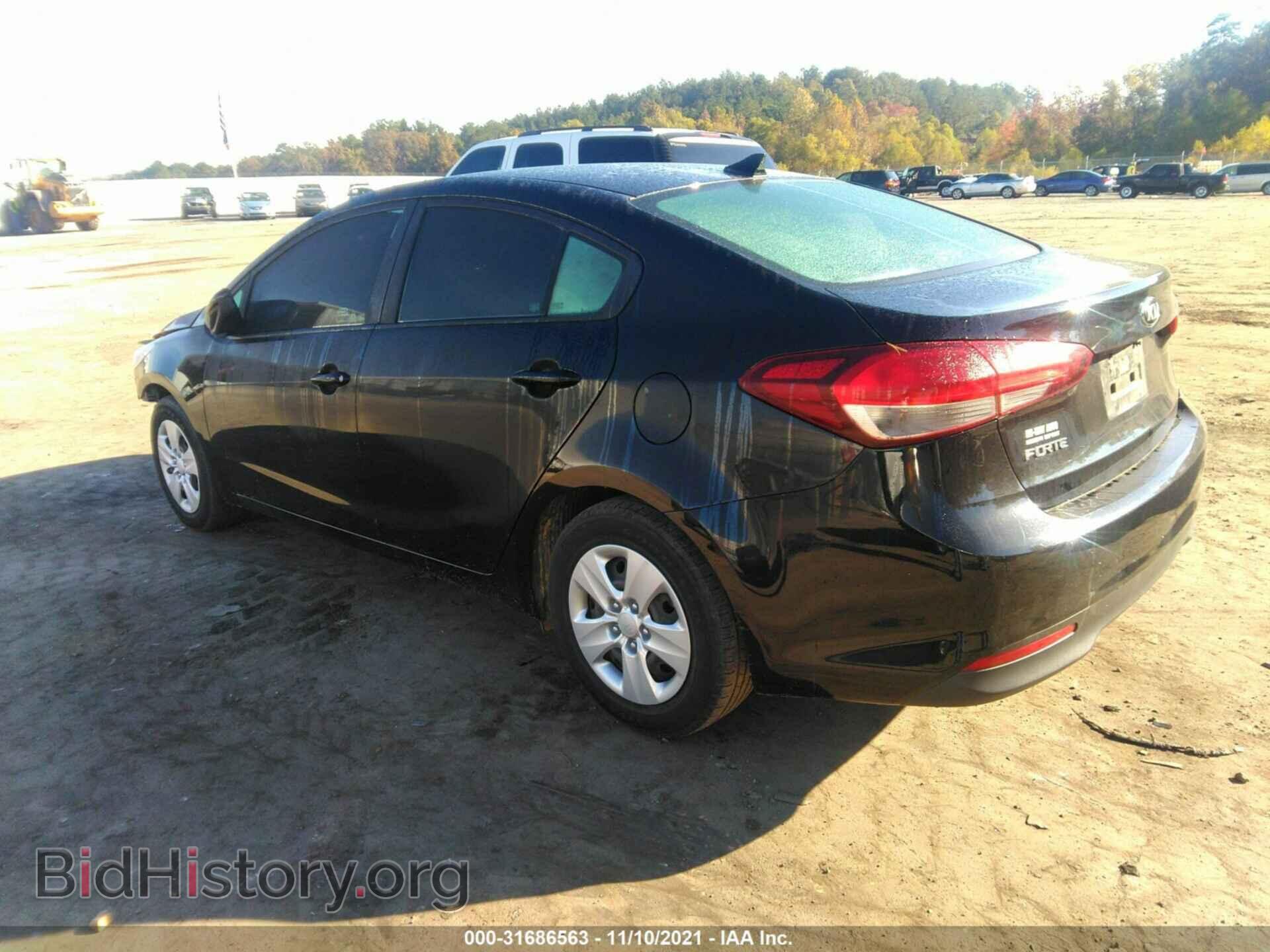 2018 KIA FORTE - VIN: 3KPFK4A77JE261464 - Фото 3