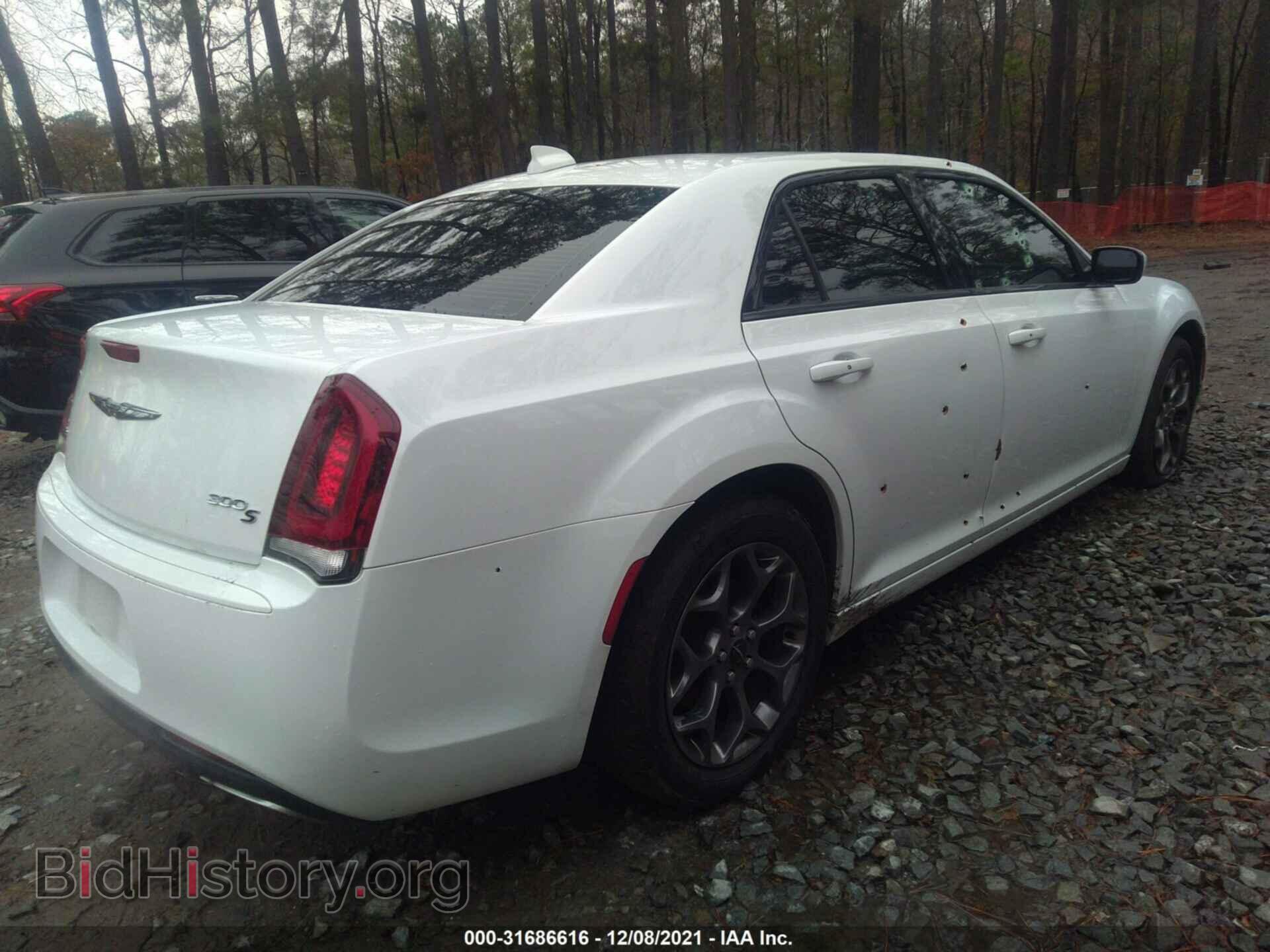 2015 CHRYSLER 300 - VIN: 2C3CCAGG2FH887526 - Фото 4