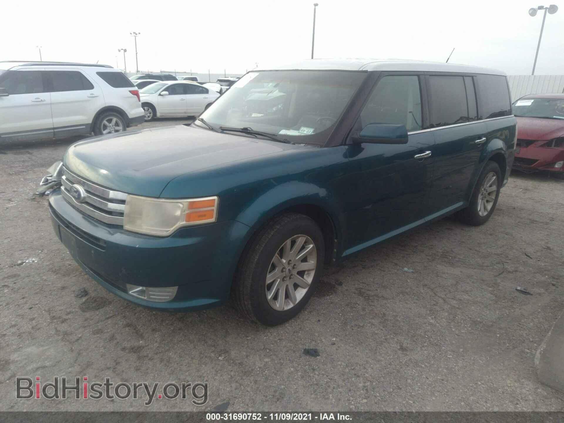 2011 FORD FLEX - VIN: 2FMGK5CC1BBD04642 - Photo 2