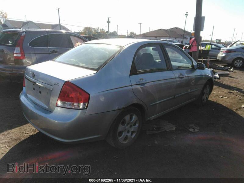 2007 Kia SPECTRA (VIN KNAFE122675455249) — фото 4 из 10