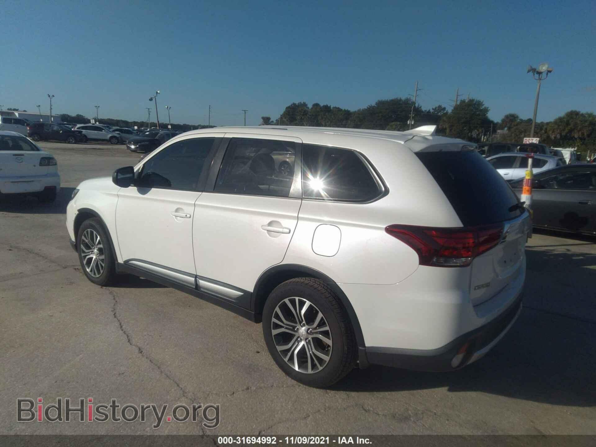 2017 MITSUBISHI OUTLANDER - VIN: JA4AD2A3XHZ050077 - Фото 3