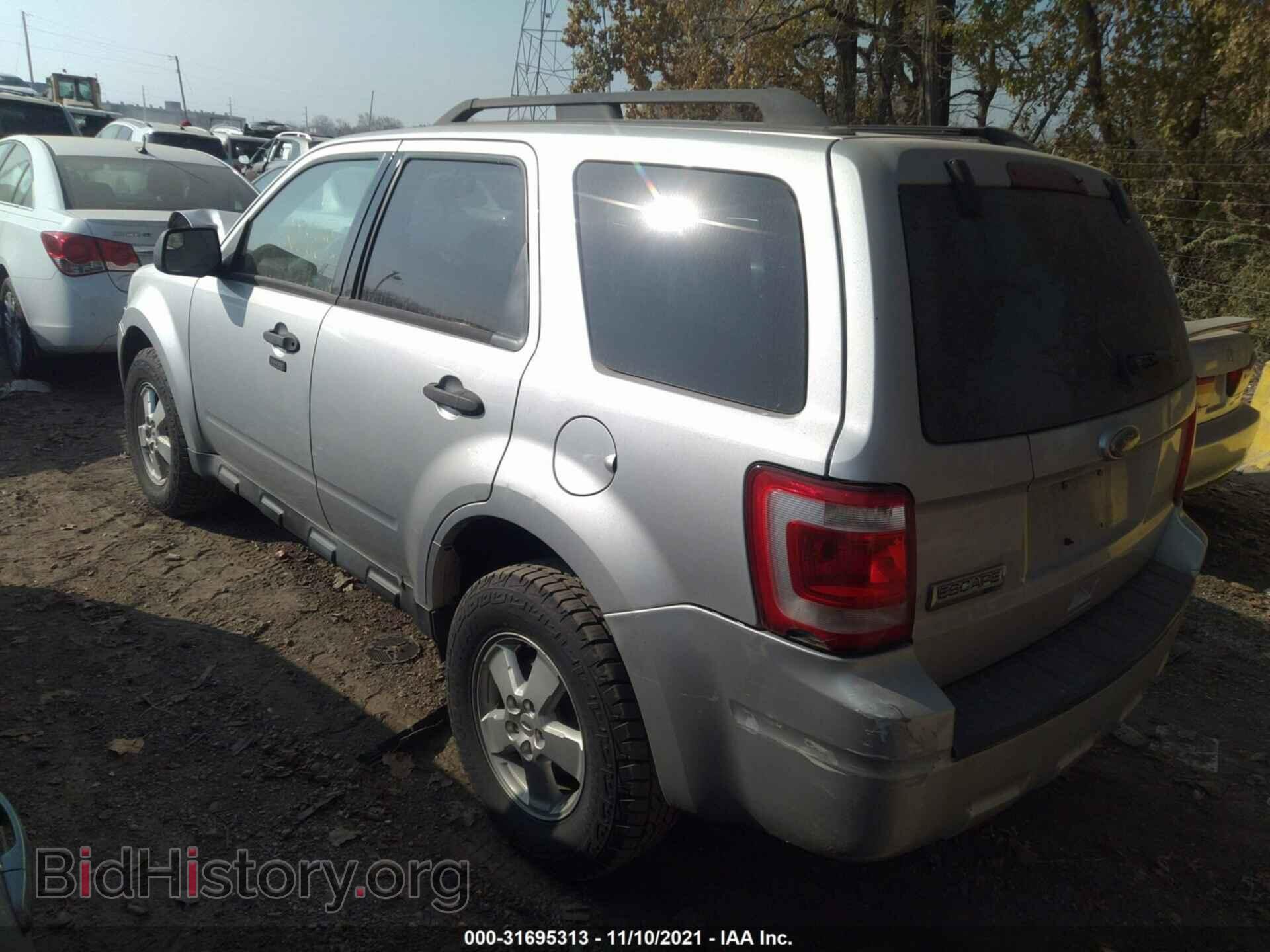 2010 FORD ESCAPE - VIN: 1FMCU0D72AKB88644 - Фото 3