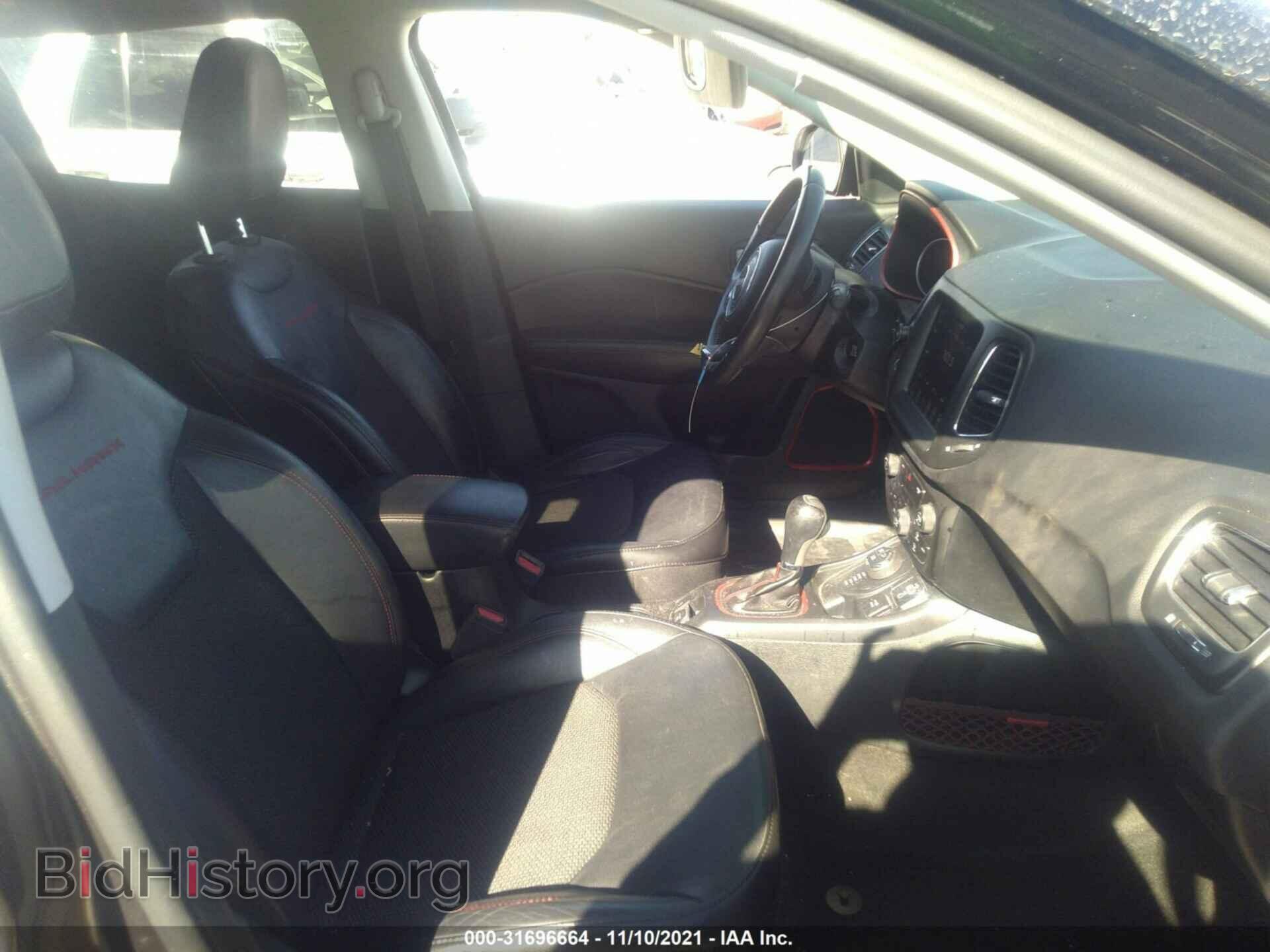 2018 JEEP COMPASS - VIN: 3C4NJDDB8JT199227 - Фото 5