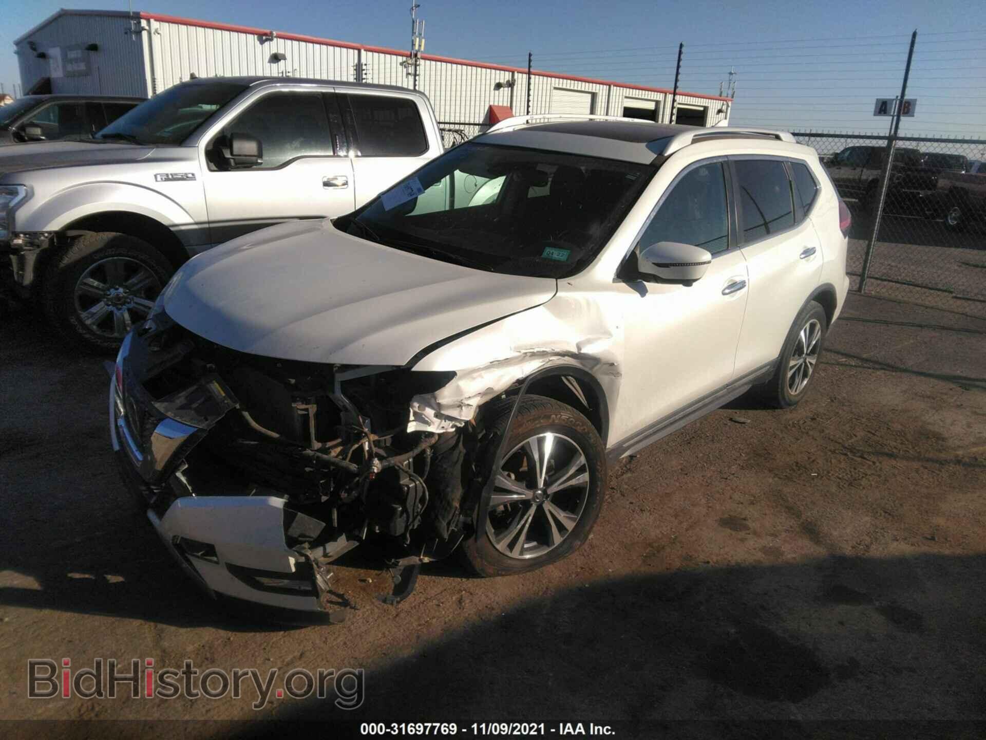 2017 NISSAN ROGUE - VIN: 5N1AT2MV2HC824729 - Фото 2