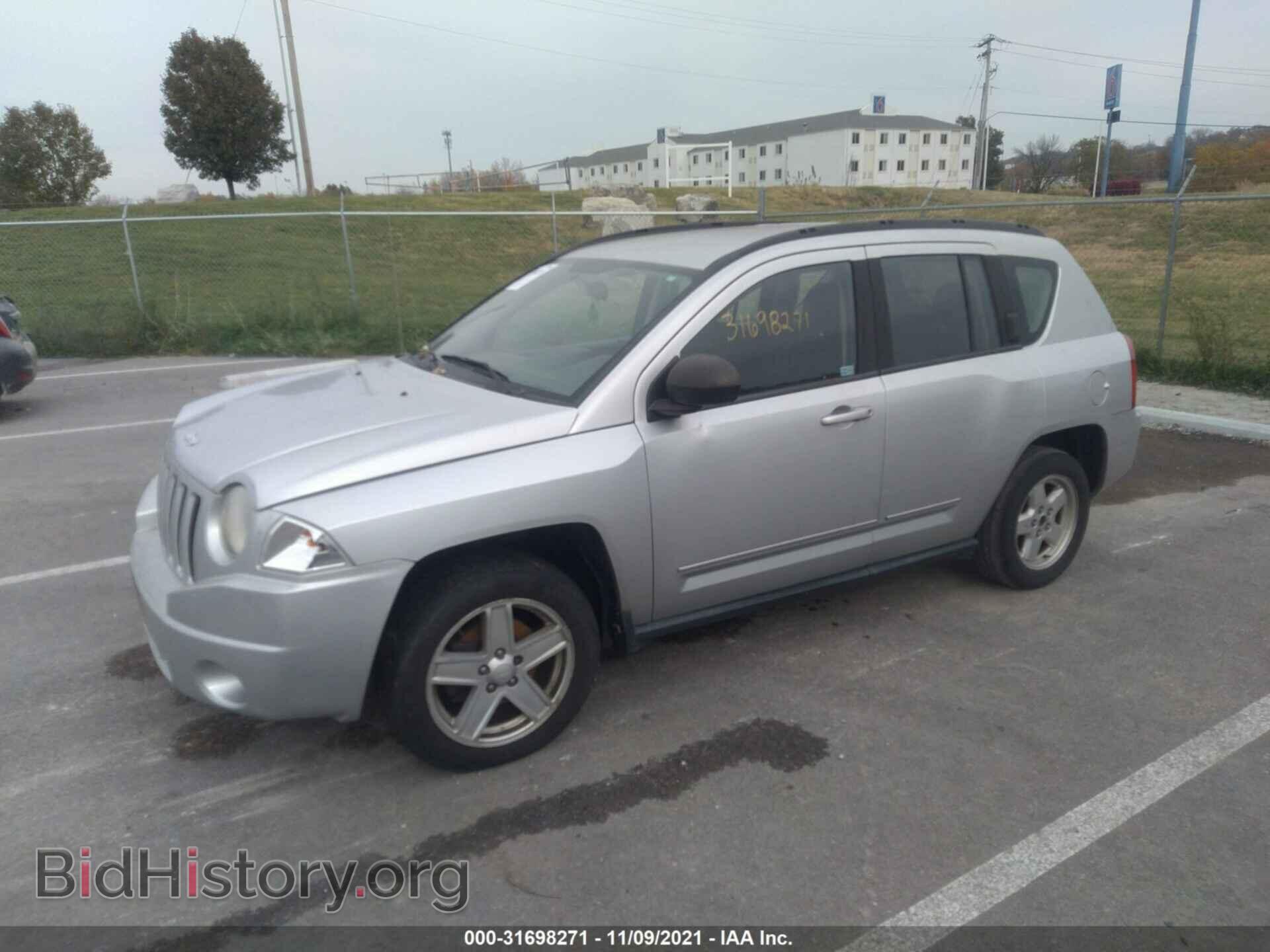 2010 JEEP COMPASS - VIN: 1J4NF4FB3AD653737 - Фото 2
